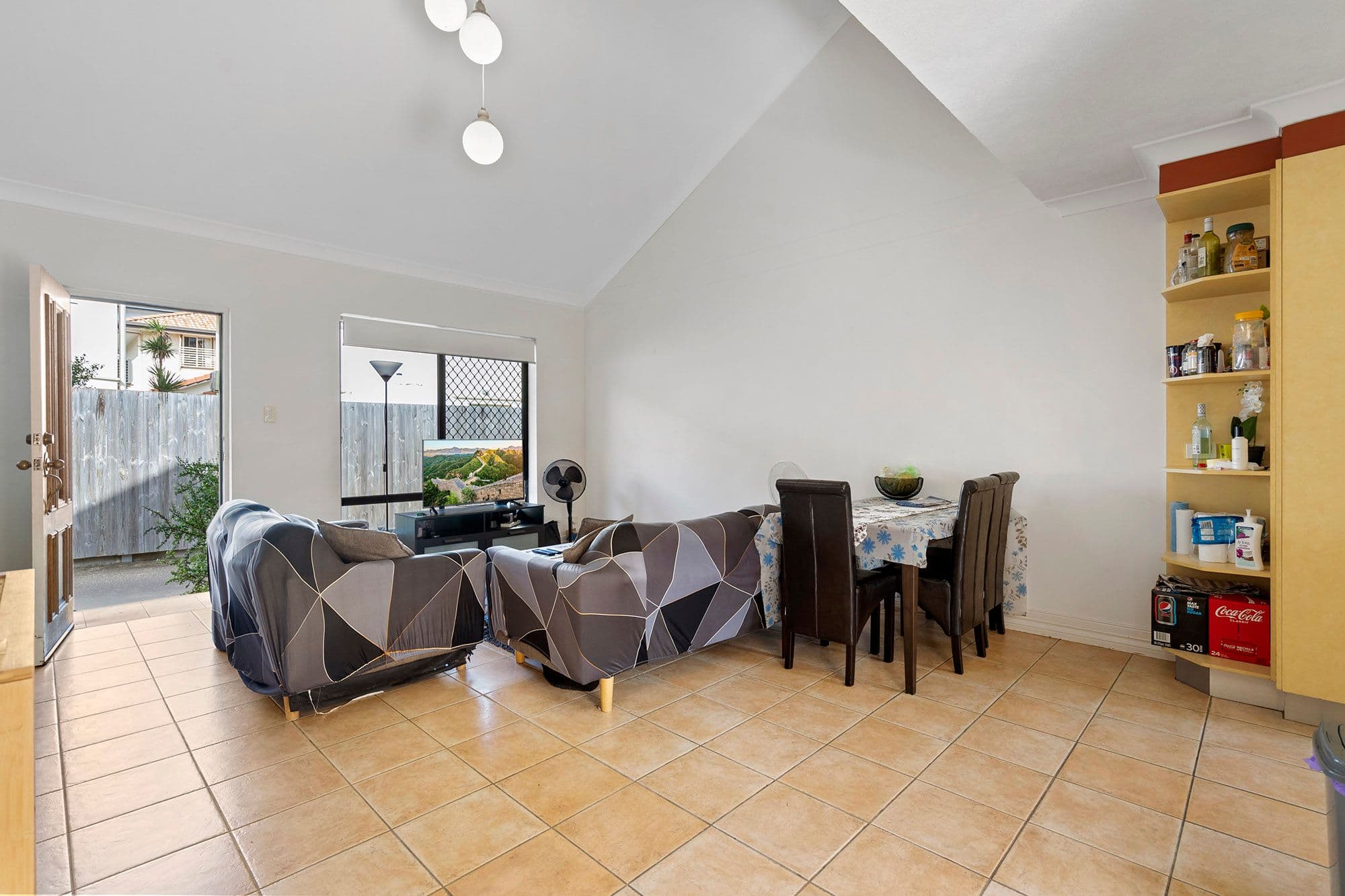11 Howsan Street, Mount Gravatt East QLD 4122, Mount Gravatt East - Thumbnail 3
