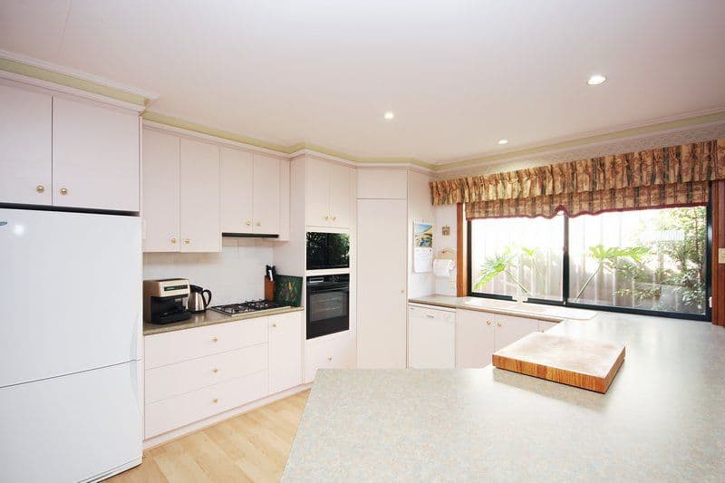 3 Tom Packer Drive, ATHELSTONE SA 5076, Athelstone - Thumbnail 2