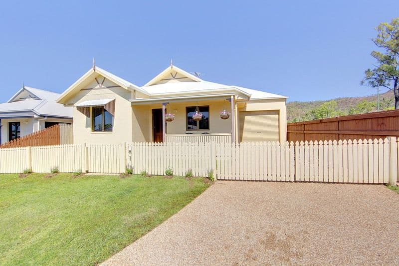 8 Bloomfield Place, DOUGLAS QLD 4814, Douglas - Image 1