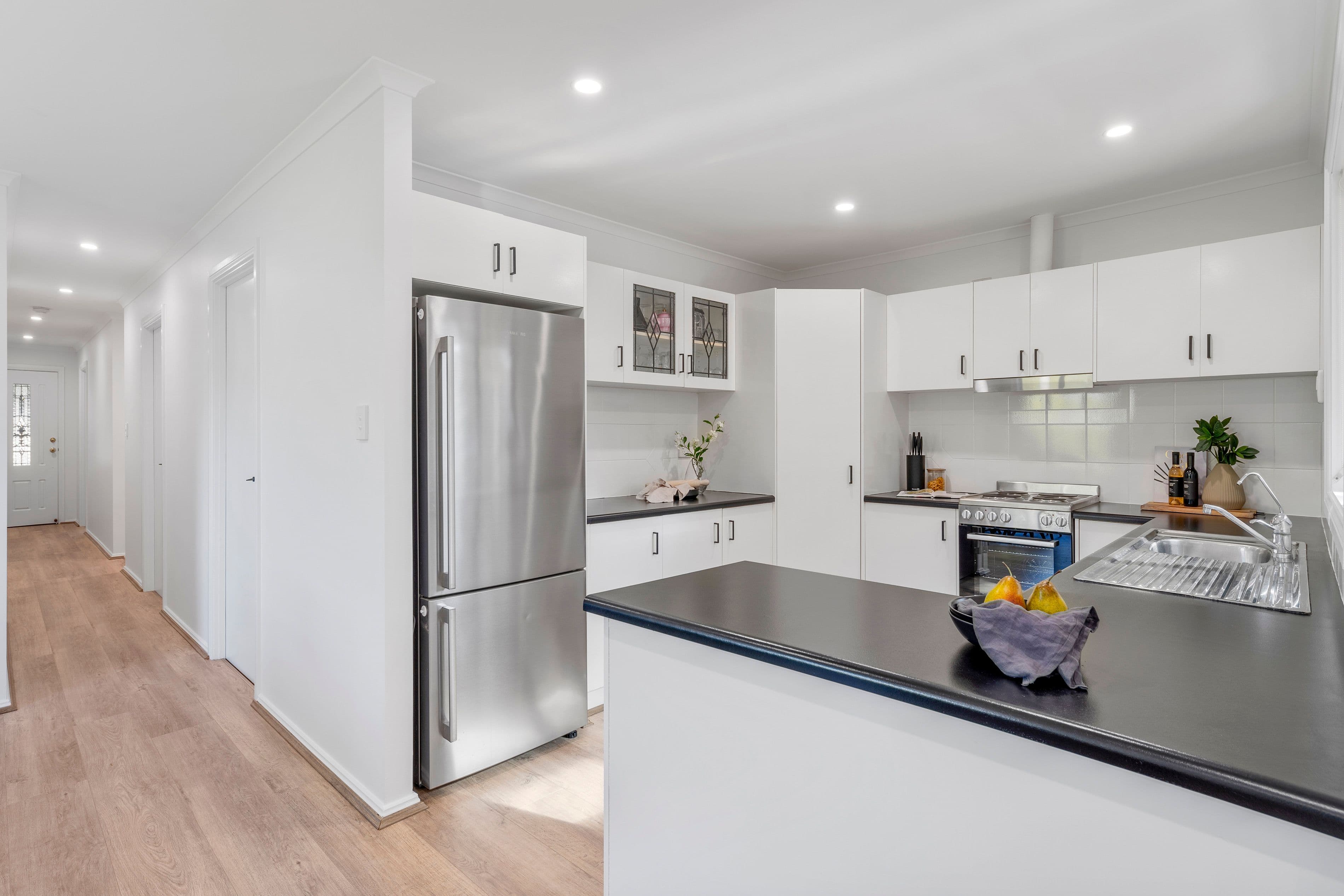 19 Lake Miranda Court, Greenwith SA 5125, Greenwith - Thumbnail 2