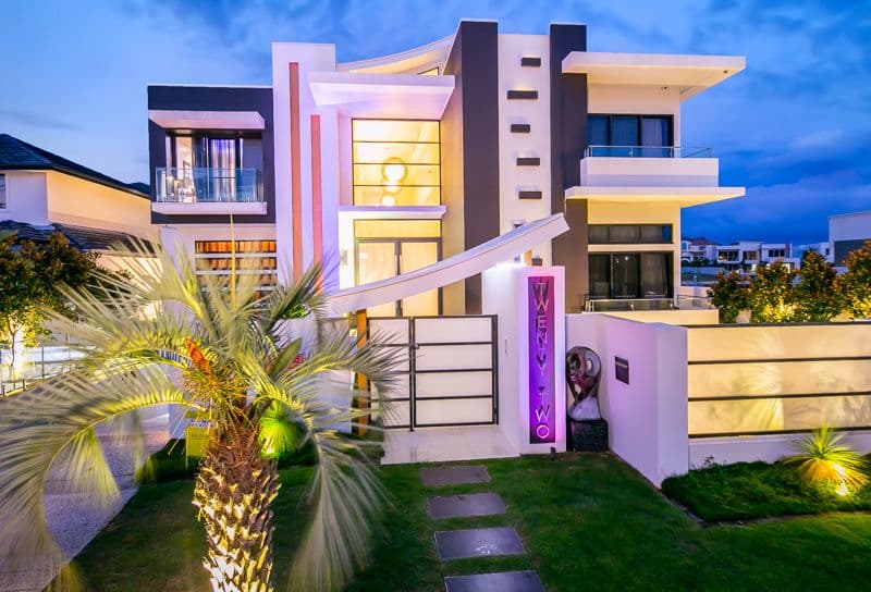 22 Royal Albert Crescent, Sovereign Islands QLD 4216, Sovereign Islands - Image 1