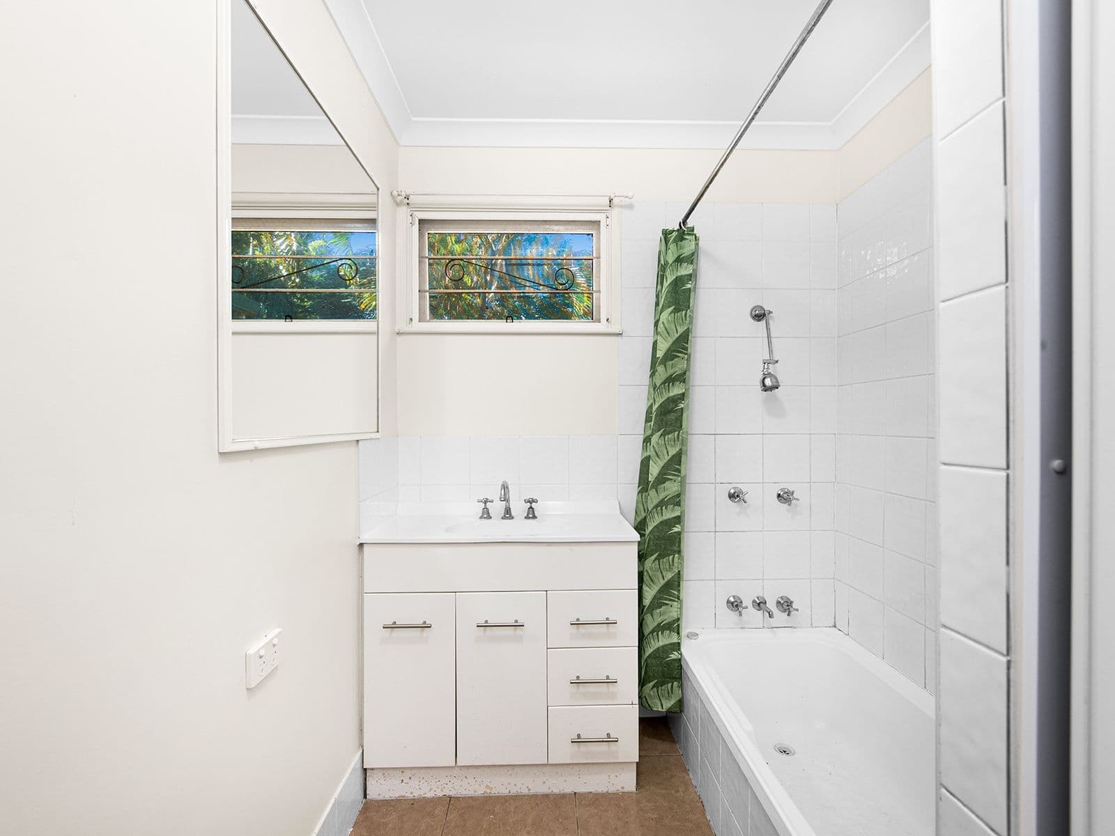 24 Tarcoola Street, East Ipswich QLD 4305, East Ipswich - Thumbnail 7