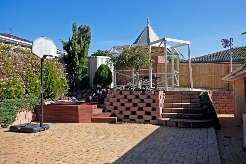 25 Moruya Drive, GROVEDALE VIC 3216, Grovedale - Thumbnail 6