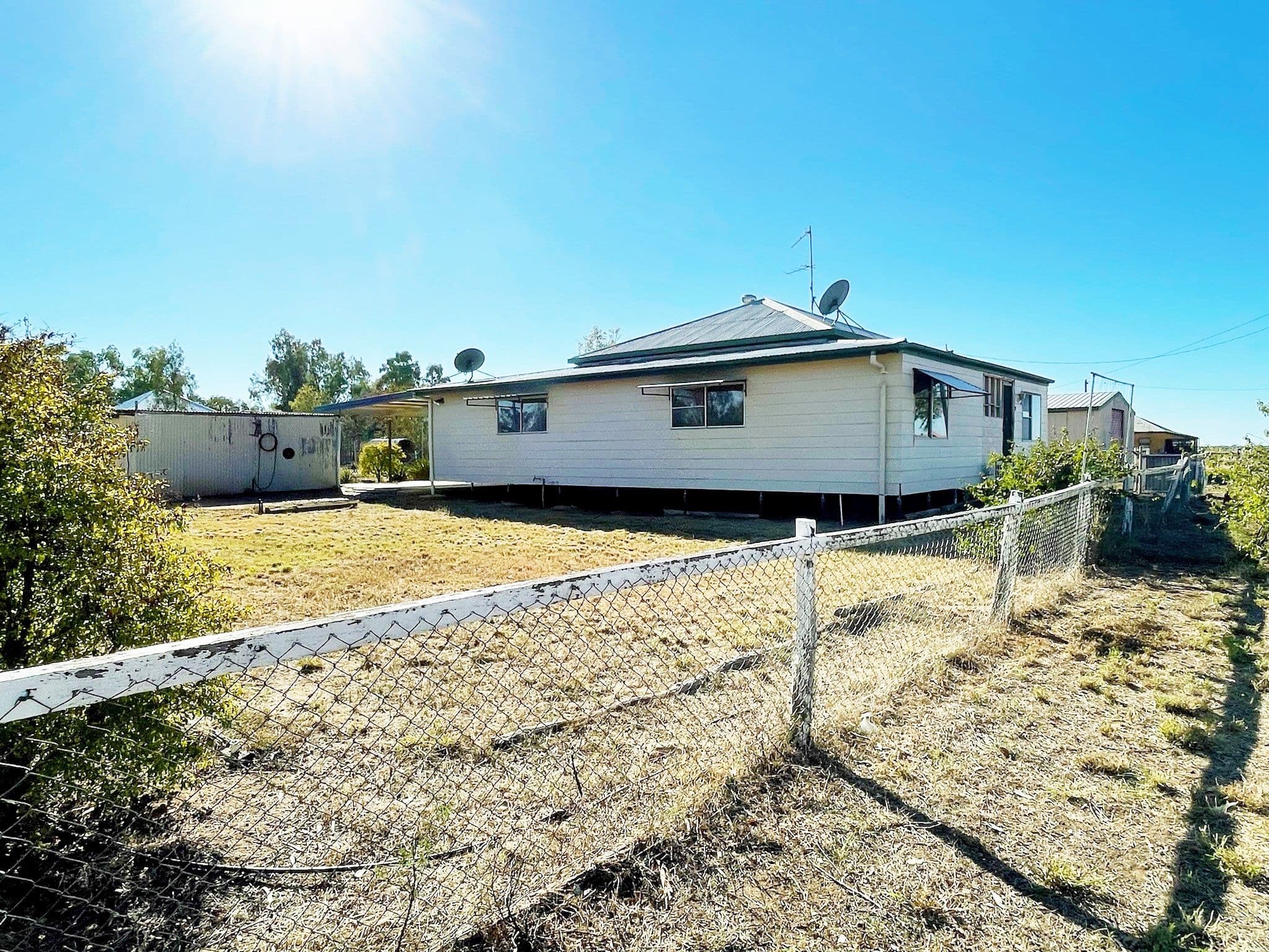 17-19 Mitchell Street, Ilfracombe QLD 4727, Ilfracombe - Image 1