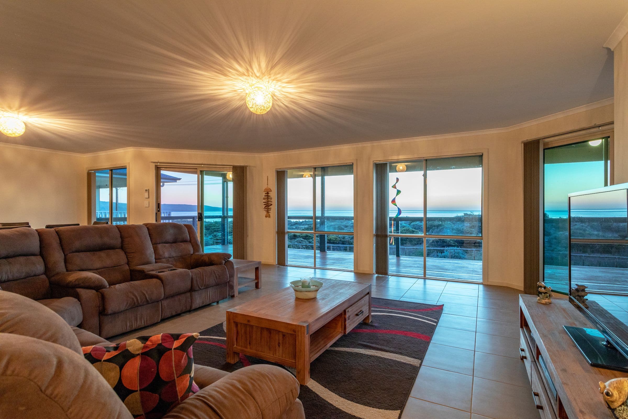 12 Church Avenue, Taylors Hill - Thumbnail 4