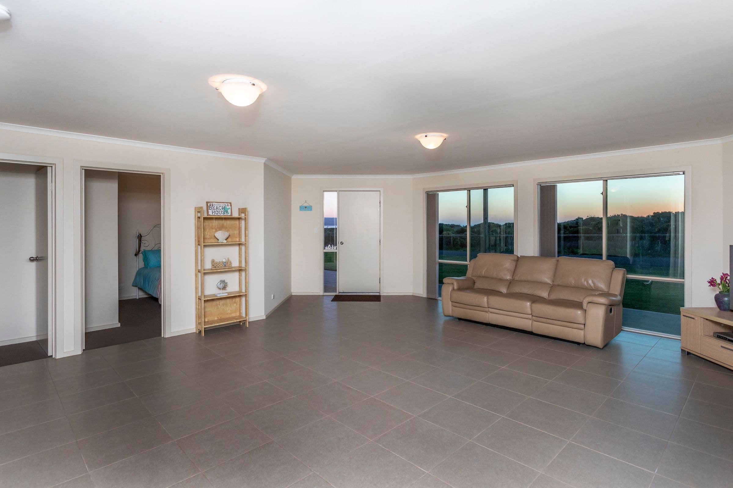 12 Church Avenue, Taylors Hill - Thumbnail 8