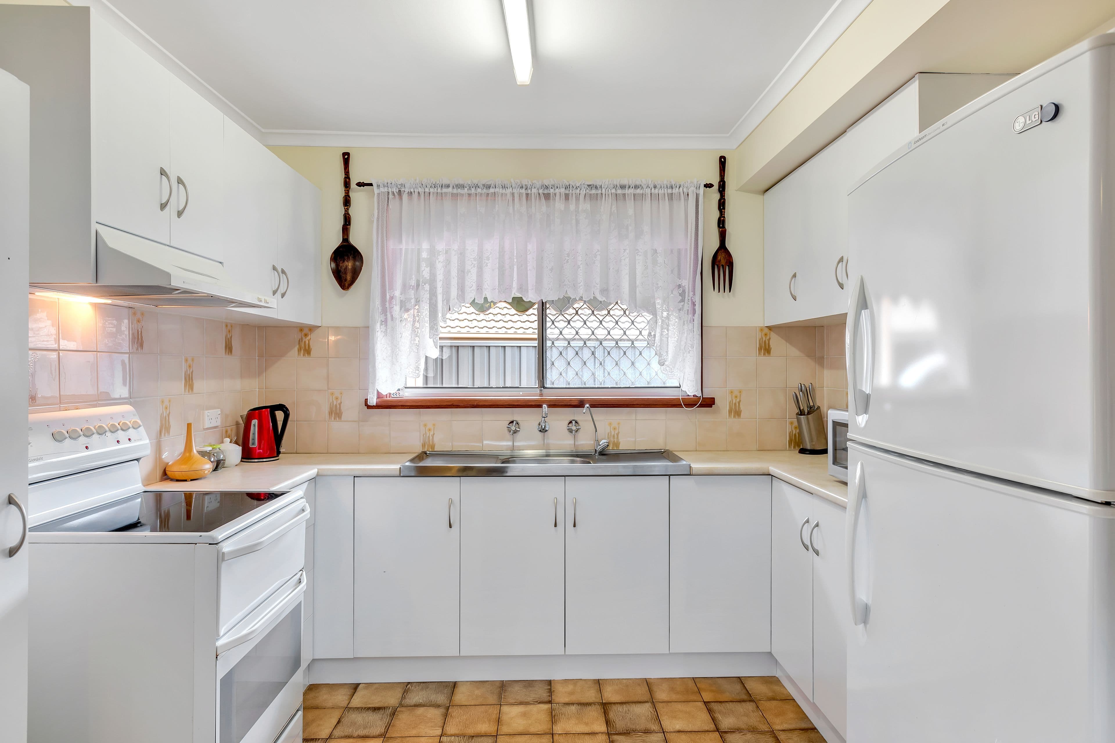 3 Chelmsford Avenue, Salisbury Heights SA 5109, Salisbury Heights - Thumbnail 3