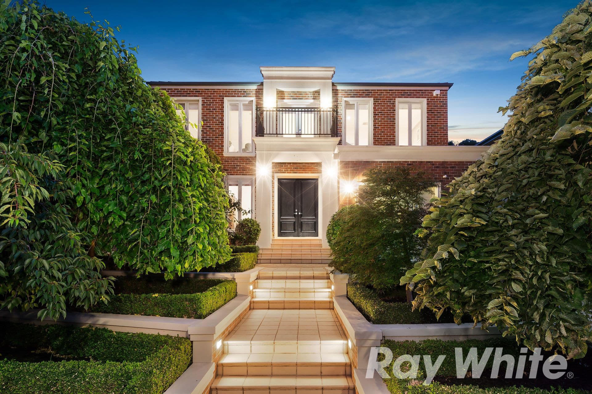 11 Jacaranda Drive, Diamond Creek VIC 3089, Diamond Creek - Thumbnail 2