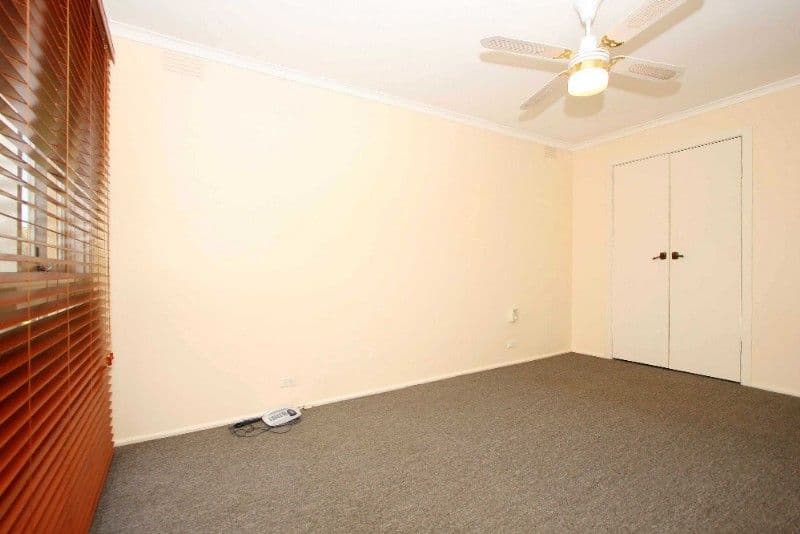 20 Sharpe Street, RESERVOIR VIC 3073, Reservoir - Thumbnail 4