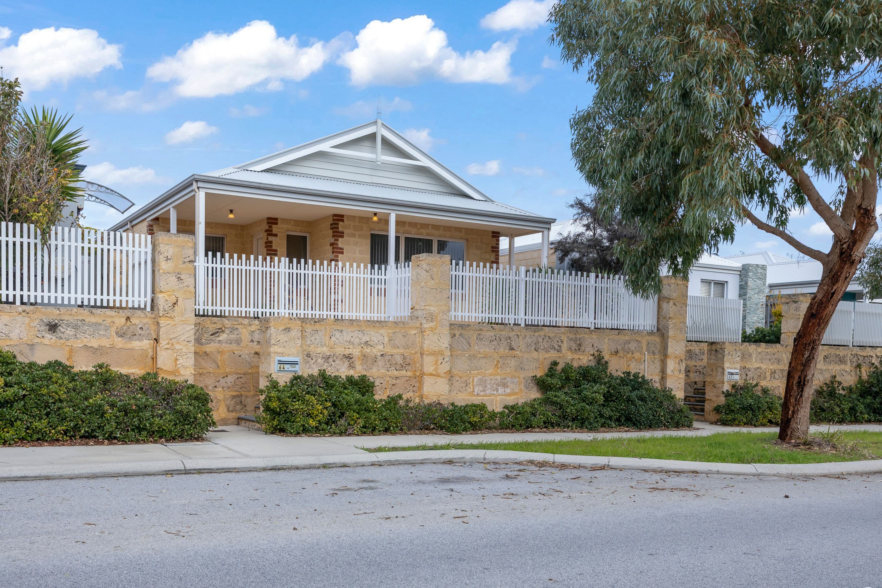 64 Lookout Drive, Yanchep WA 6035, Yanchep - Thumbnail 2