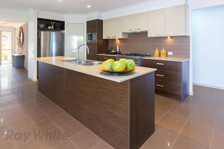 6 Finnigan Street, AUGUSTINE HEIGHTS QLD 4300, Augustine Heights - Thumbnail 2