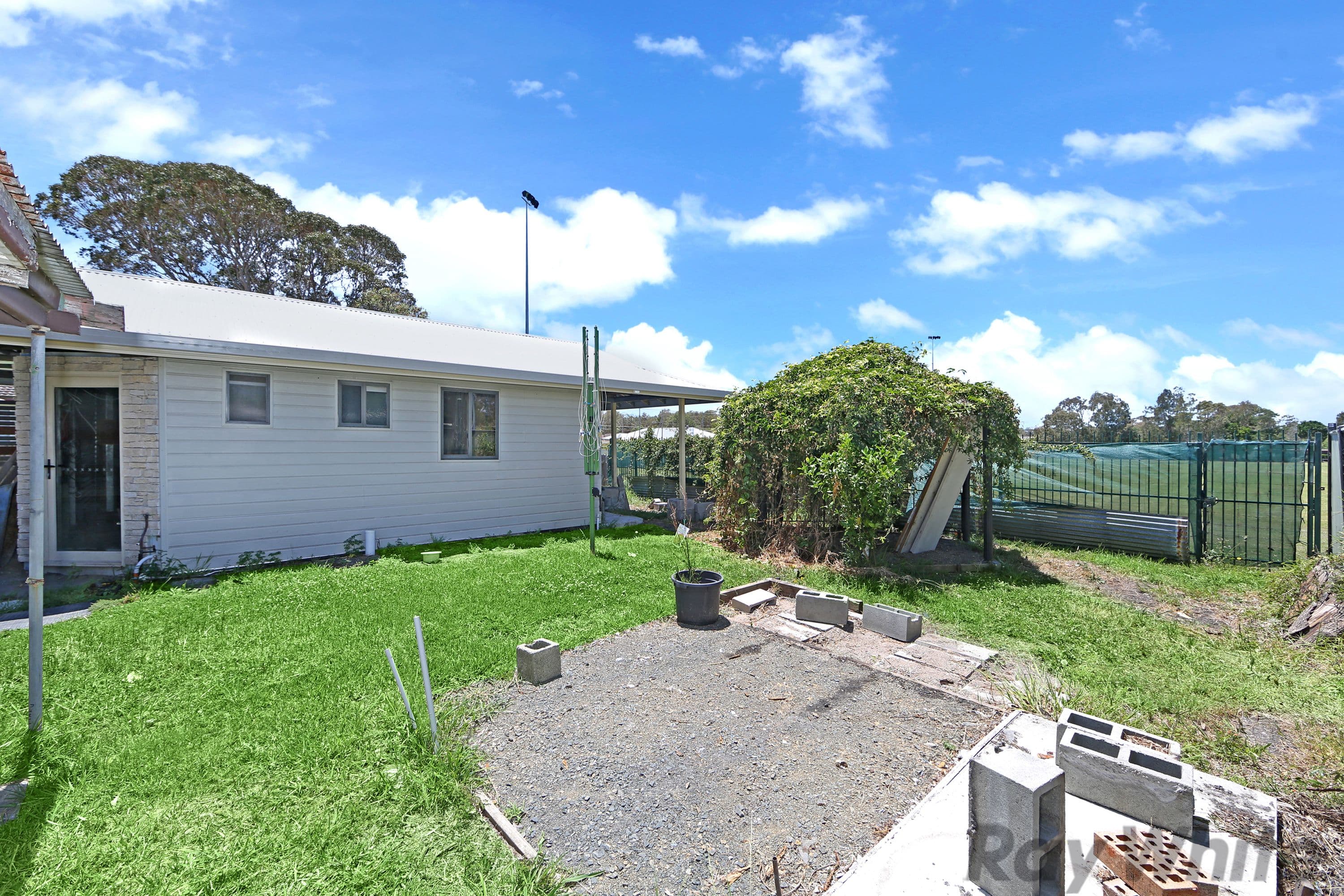 8 Kalani Street, Budgewoi - Thumbnail 6