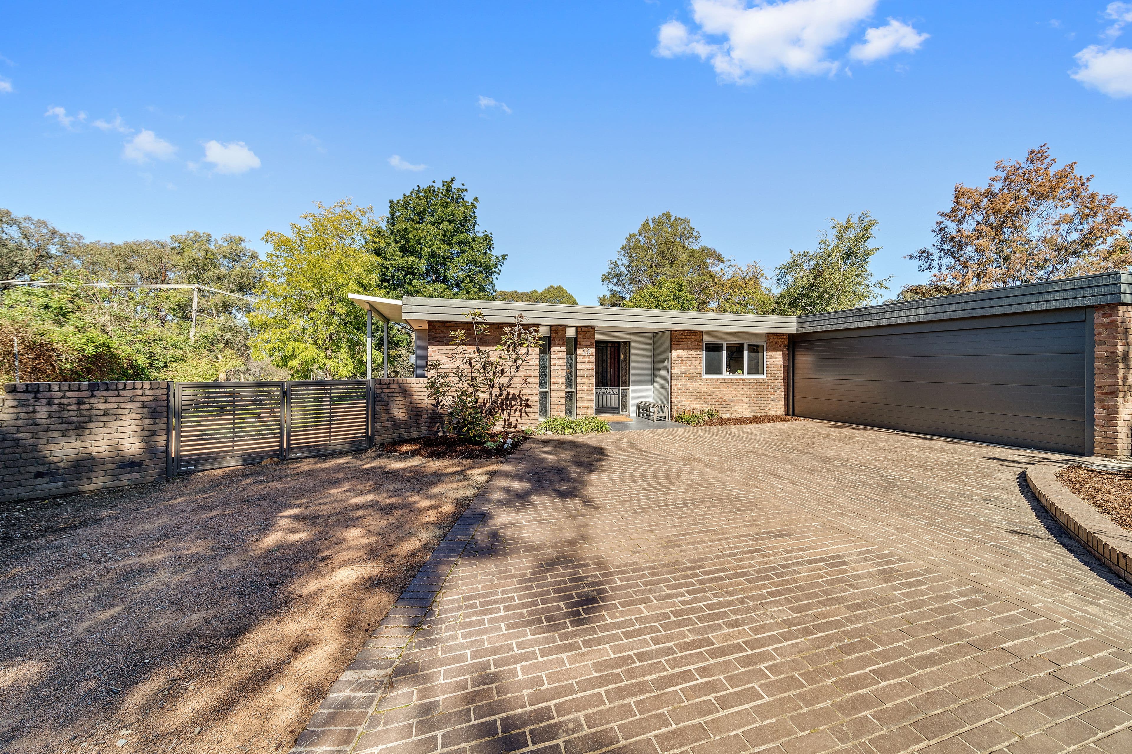19 Khull Crescent, Kambah ACT 2902, Kambah - Thumbnail 4