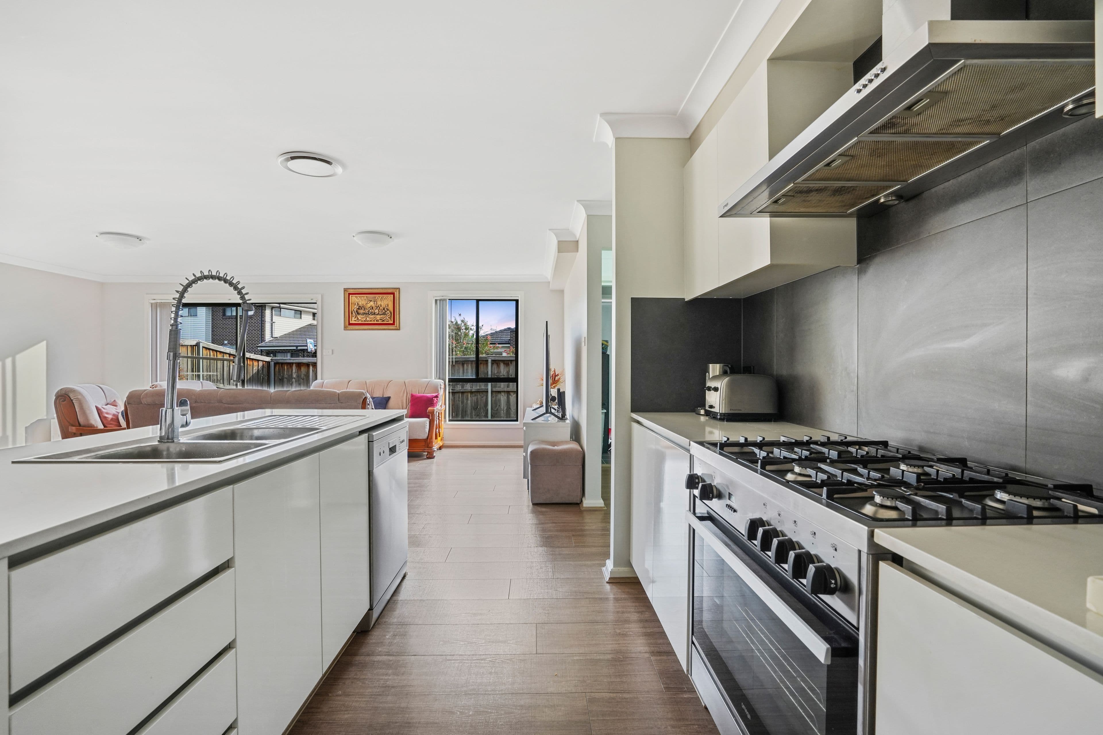 18 & 18A Savery Road, Carnes Hill NSW 2171, Carnes Hill - Thumbnail 4