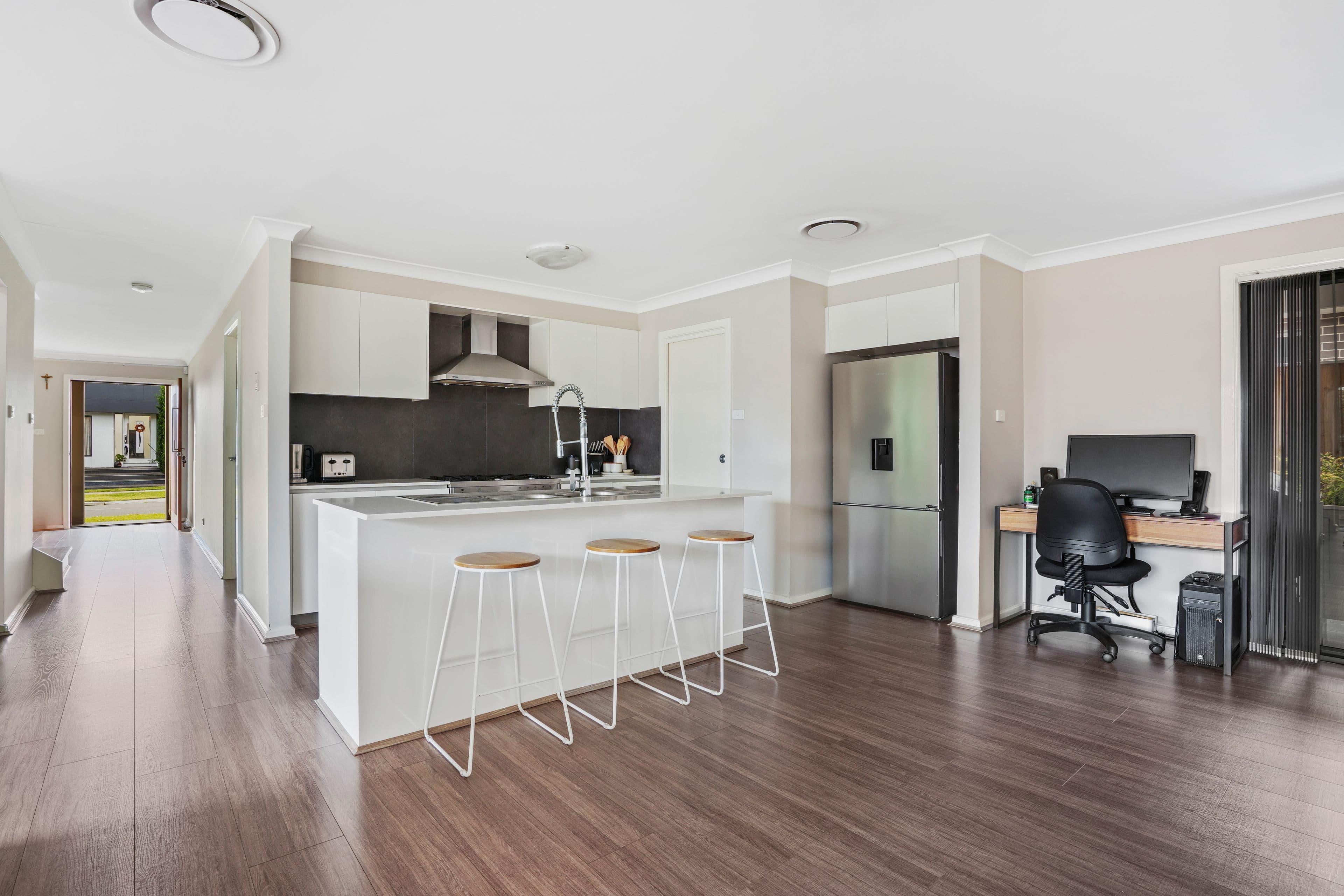 18 & 18A Savery Road, Carnes Hill NSW 2171, Carnes Hill - Thumbnail 6