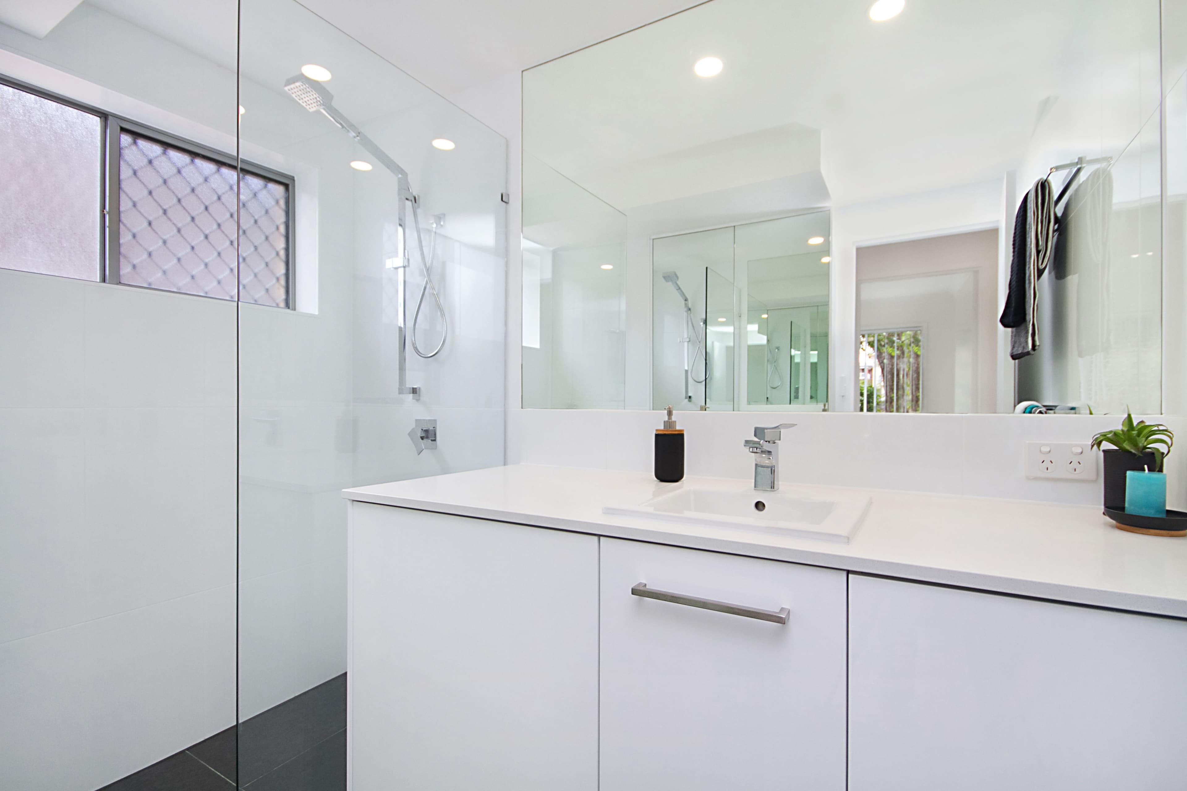 4 Nalla Court, Palm Beach QLD 4221, Palm Beach - Thumbnail 4