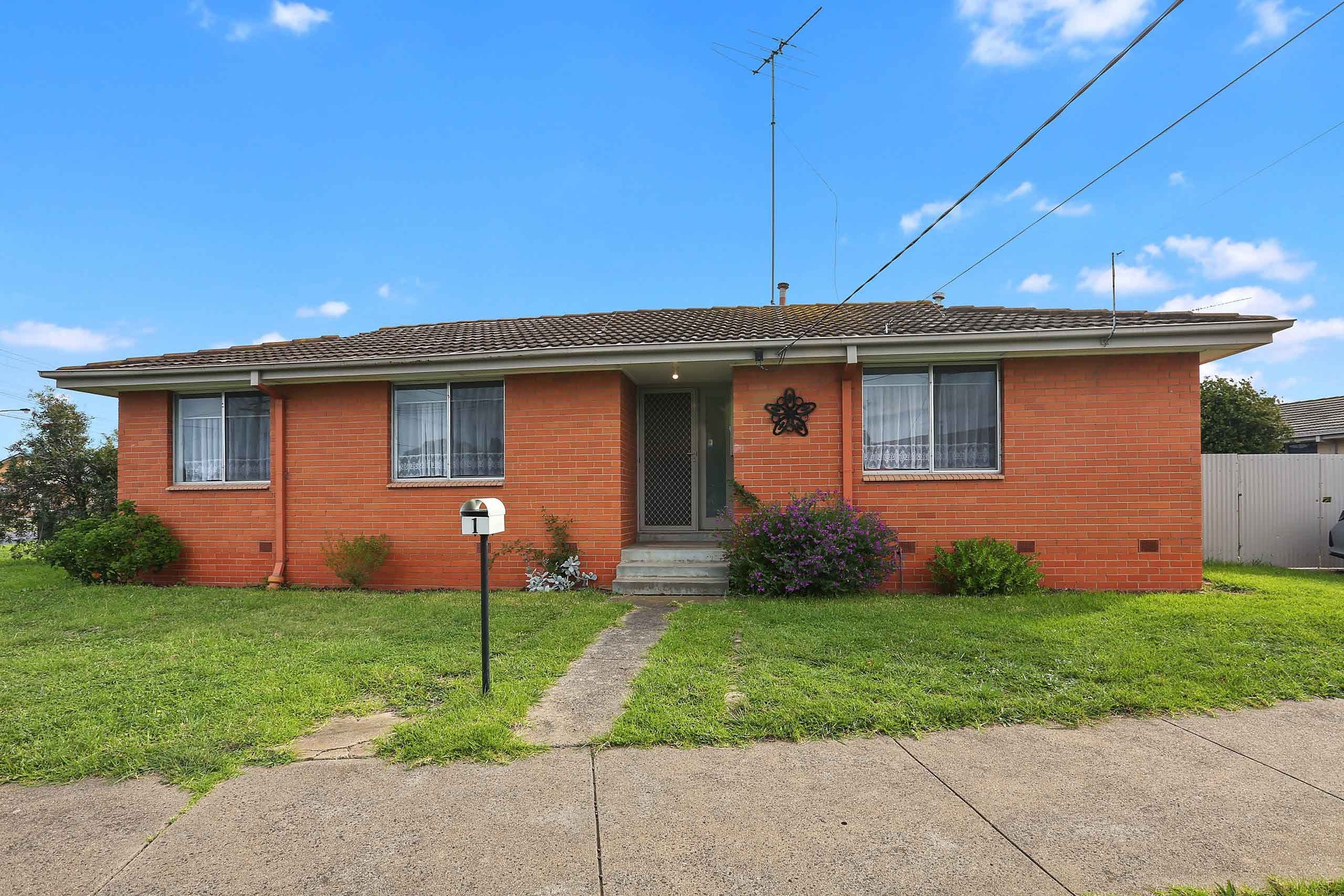 1 Norfolk Crescent, Corio VIC 3214, Corio - Thumbnail 4