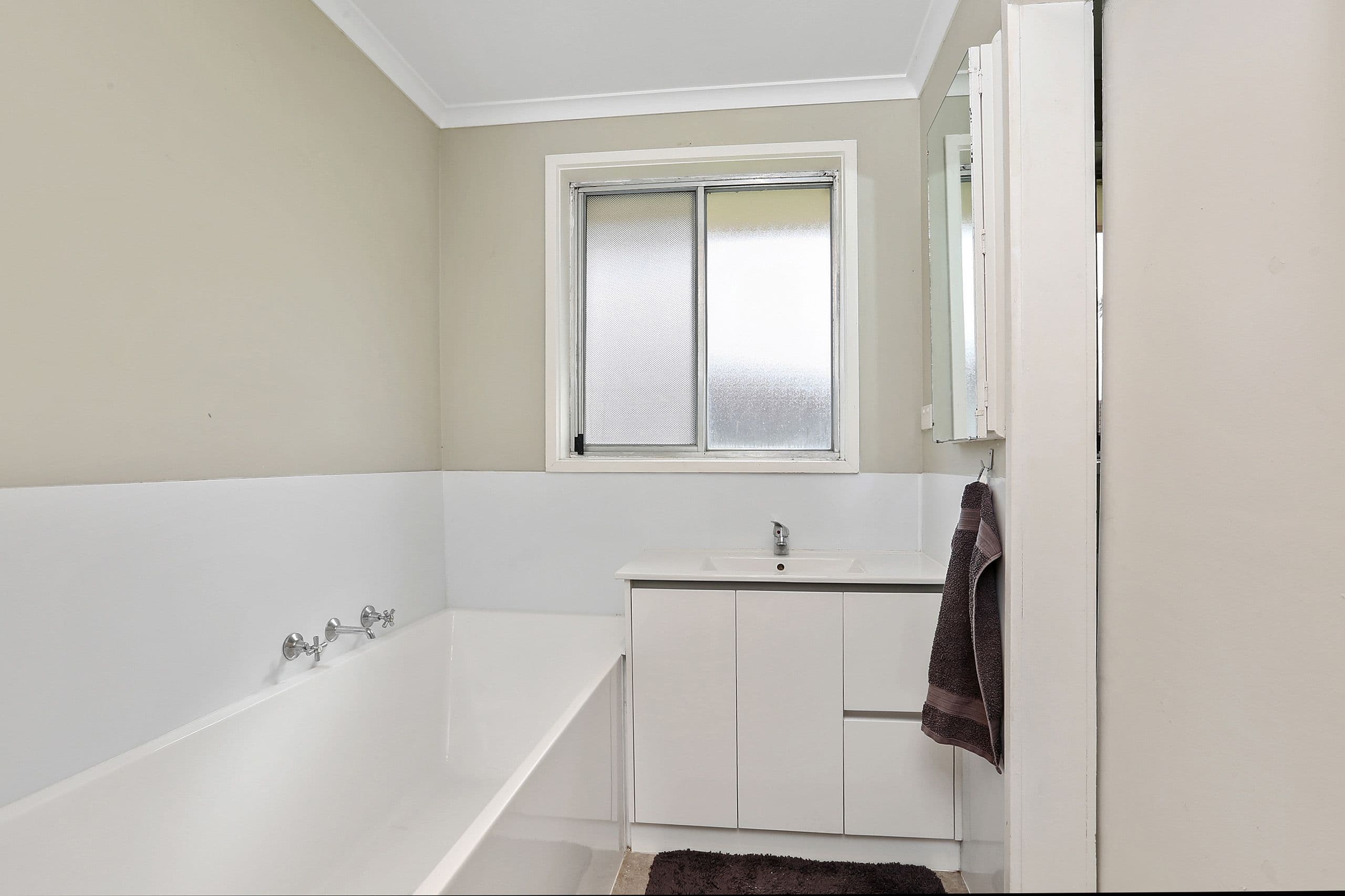 1 Norfolk Crescent, Corio VIC 3214, Corio - Thumbnail 6