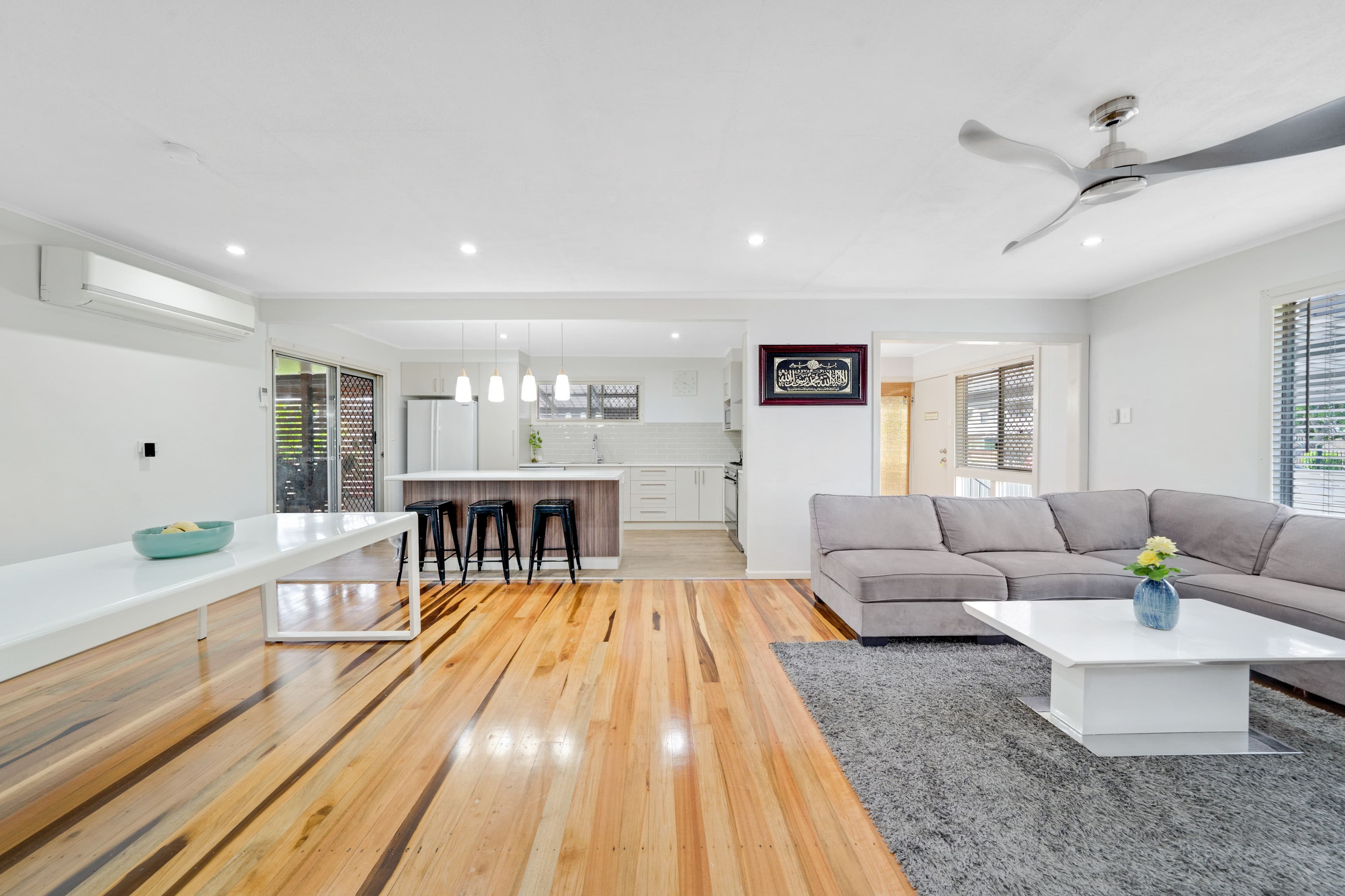 13 Macarthur Crescent, Slacks Creek QLD 4127, Slacks Creek - Thumbnail 2