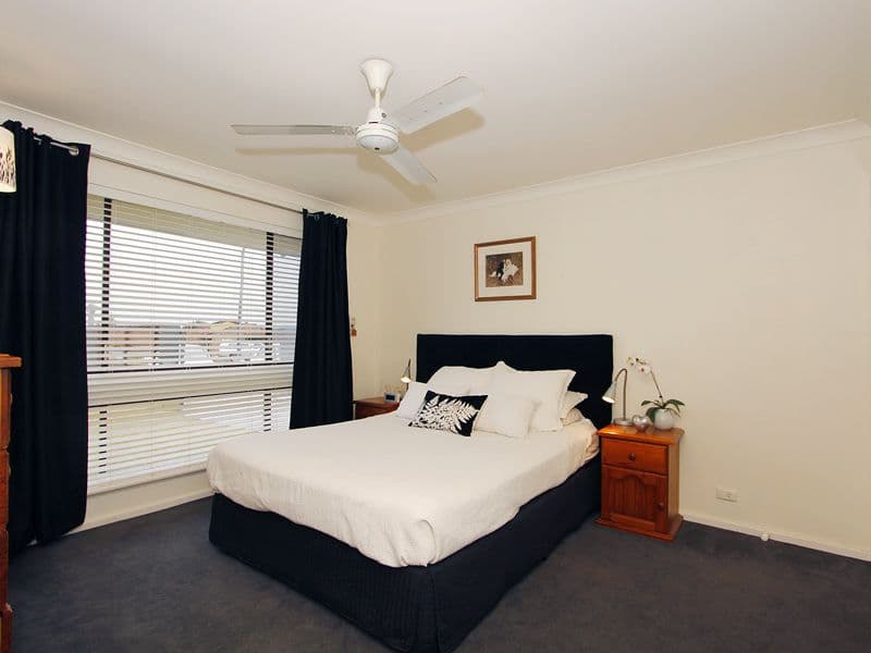 51 Redfin Cresent, BELDON WA 6027, Beldon - Thumbnail 4