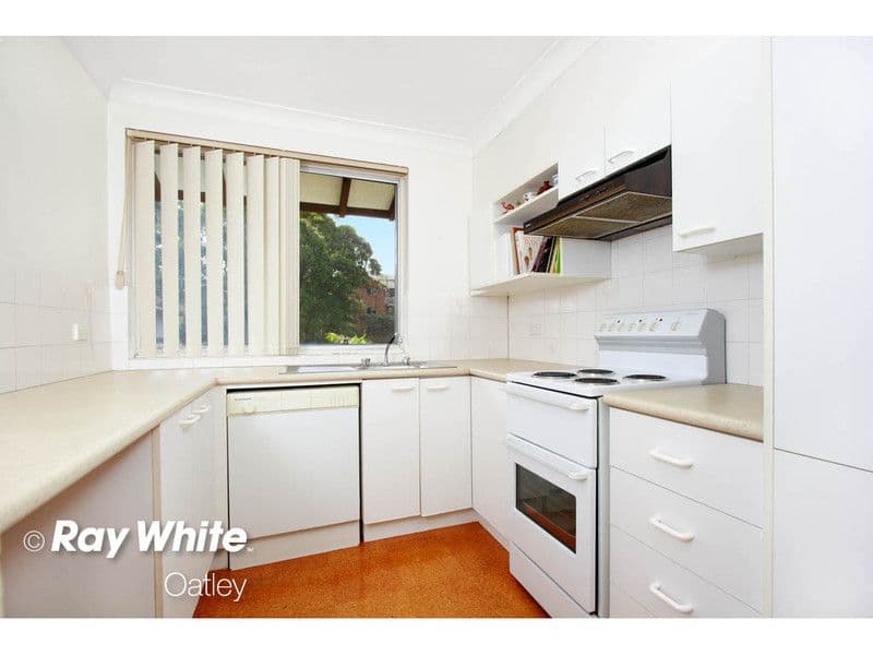 33 Victoria Avenue, PENSHURST NSW 2222, Penshurst - Thumbnail 3