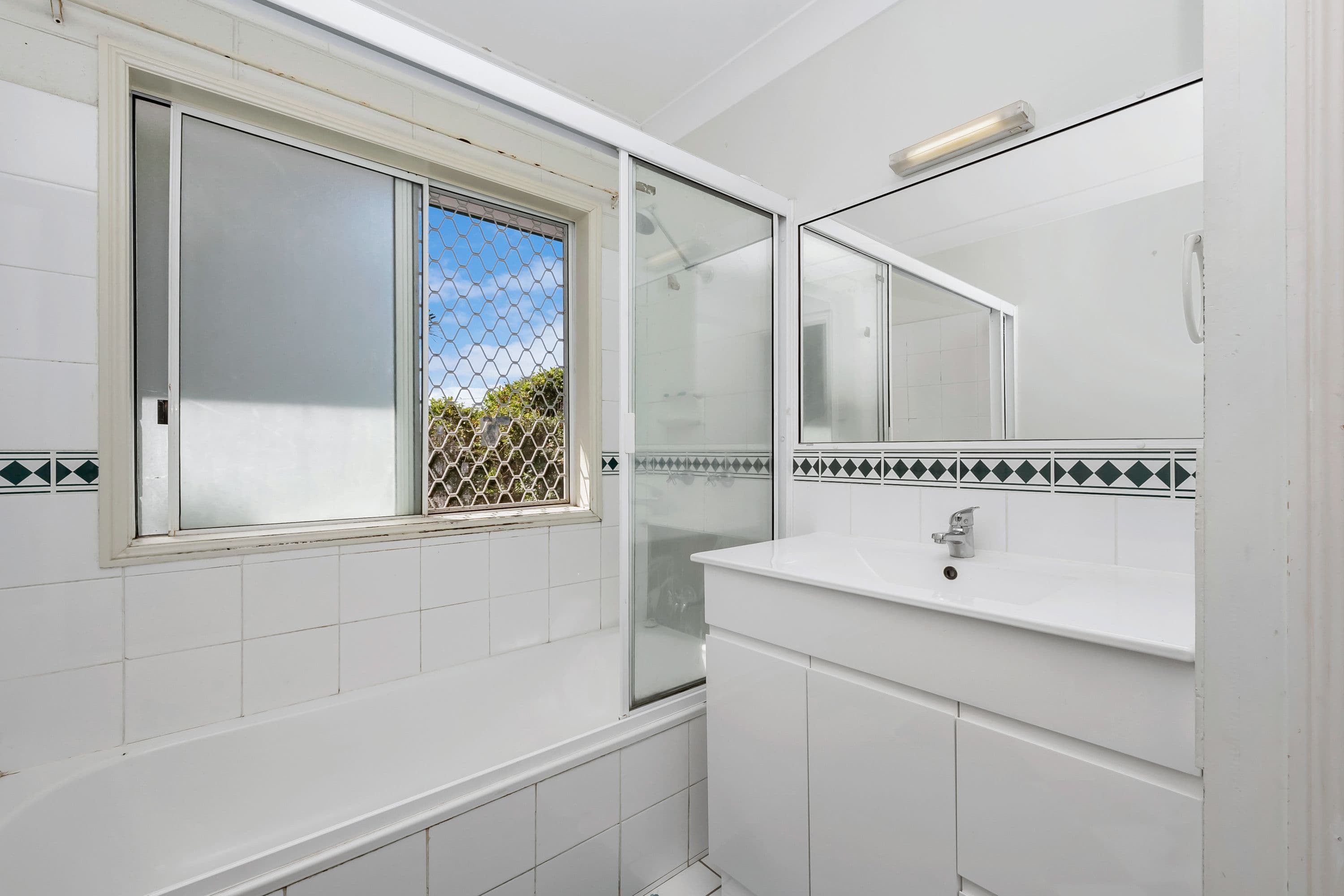 3 Jeannie Court, Rasmussen QLD 4815, Rasmussen - Thumbnail 5