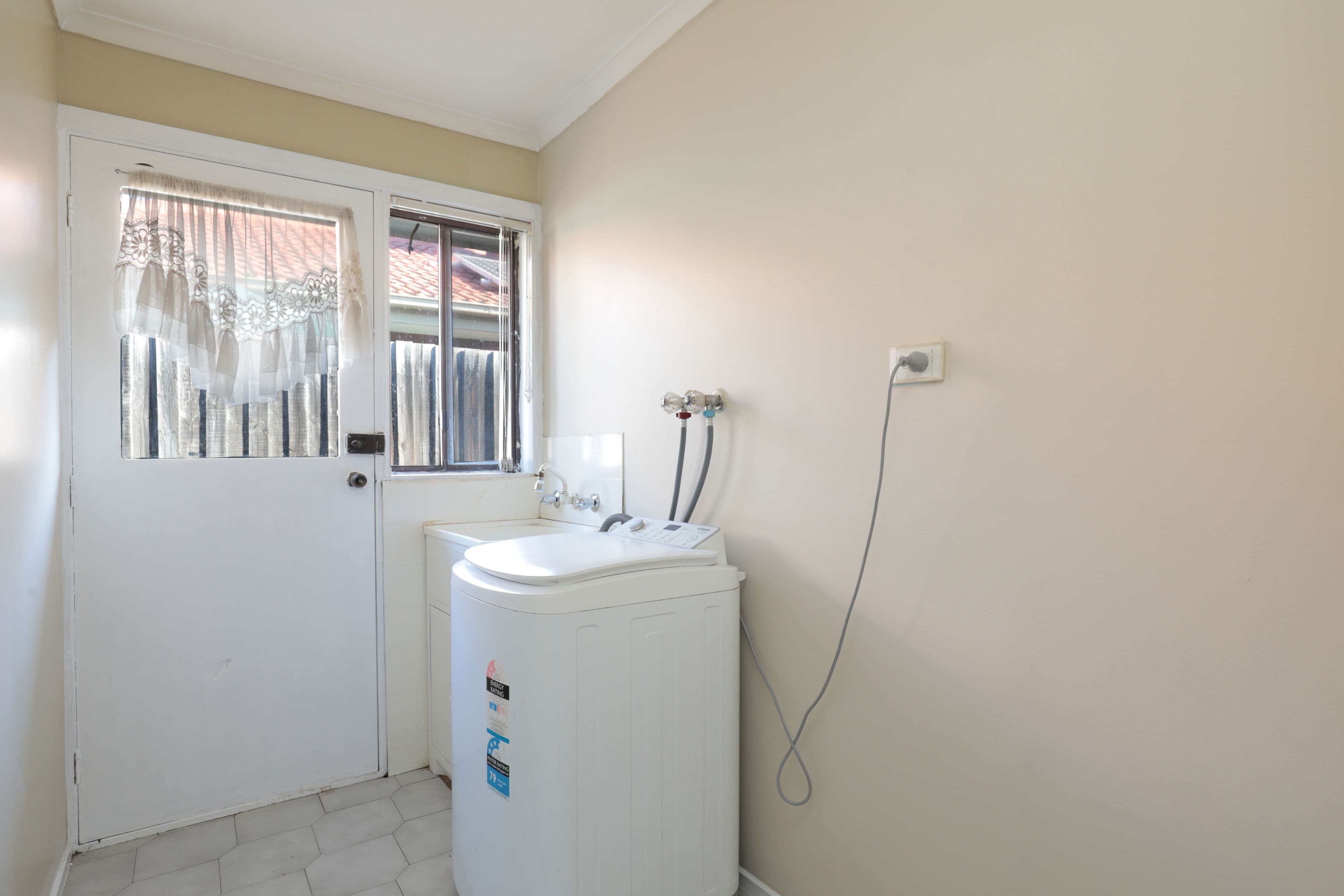 31 Bruce Street, Altona Meadows VIC 3028, Altona Meadows - Thumbnail 7