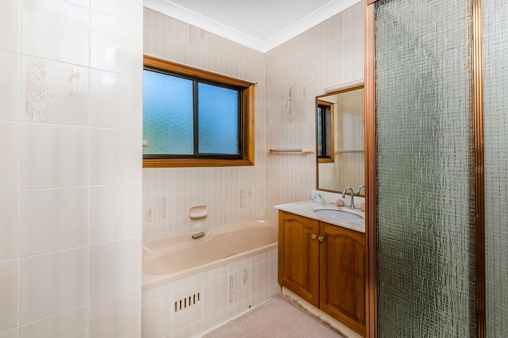 15-17 Xavier Crescent, Shepparton North, Shepparton North - Thumbnail 4