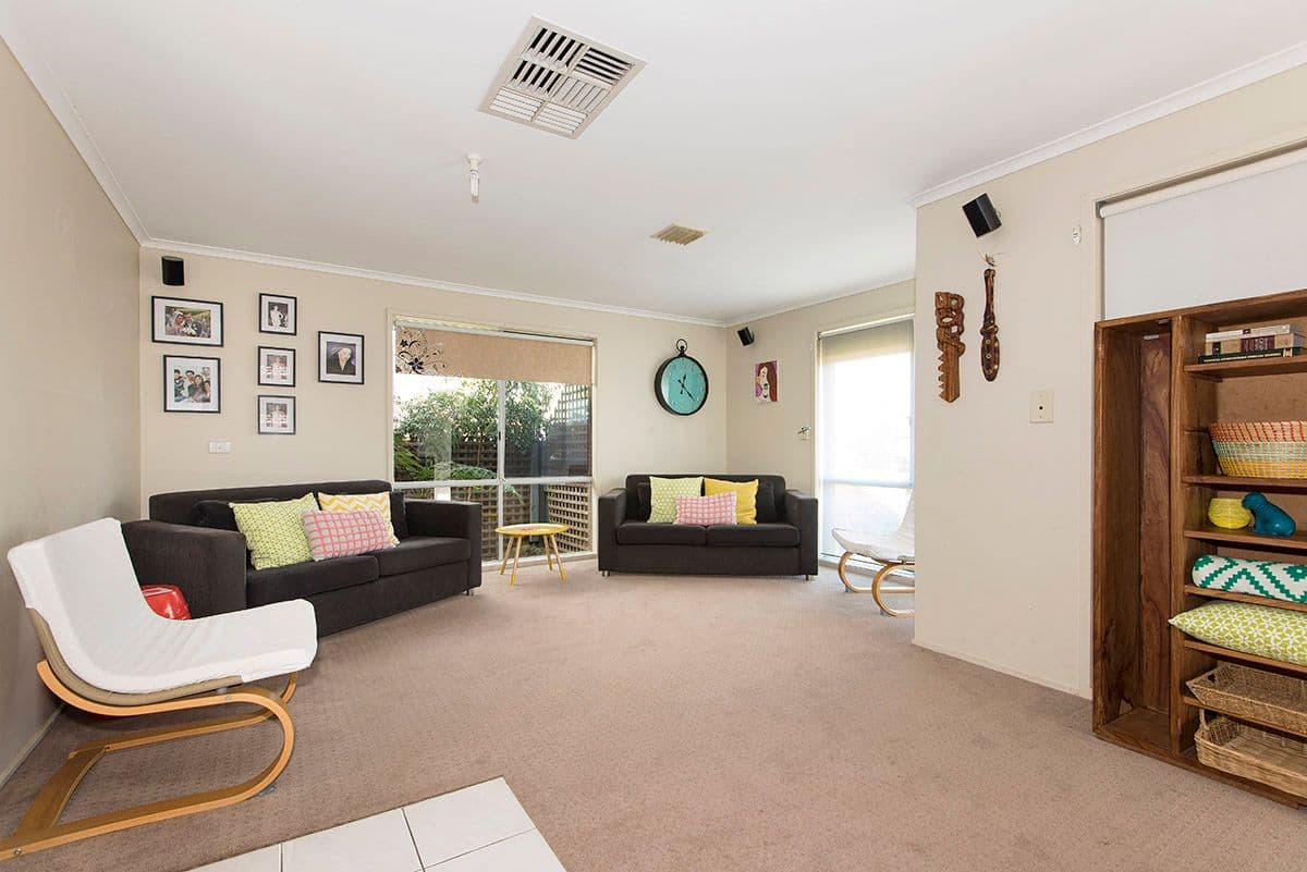 6 Marsden Court, MILL PARK VIC 3082, Mill Park - Thumbnail 3