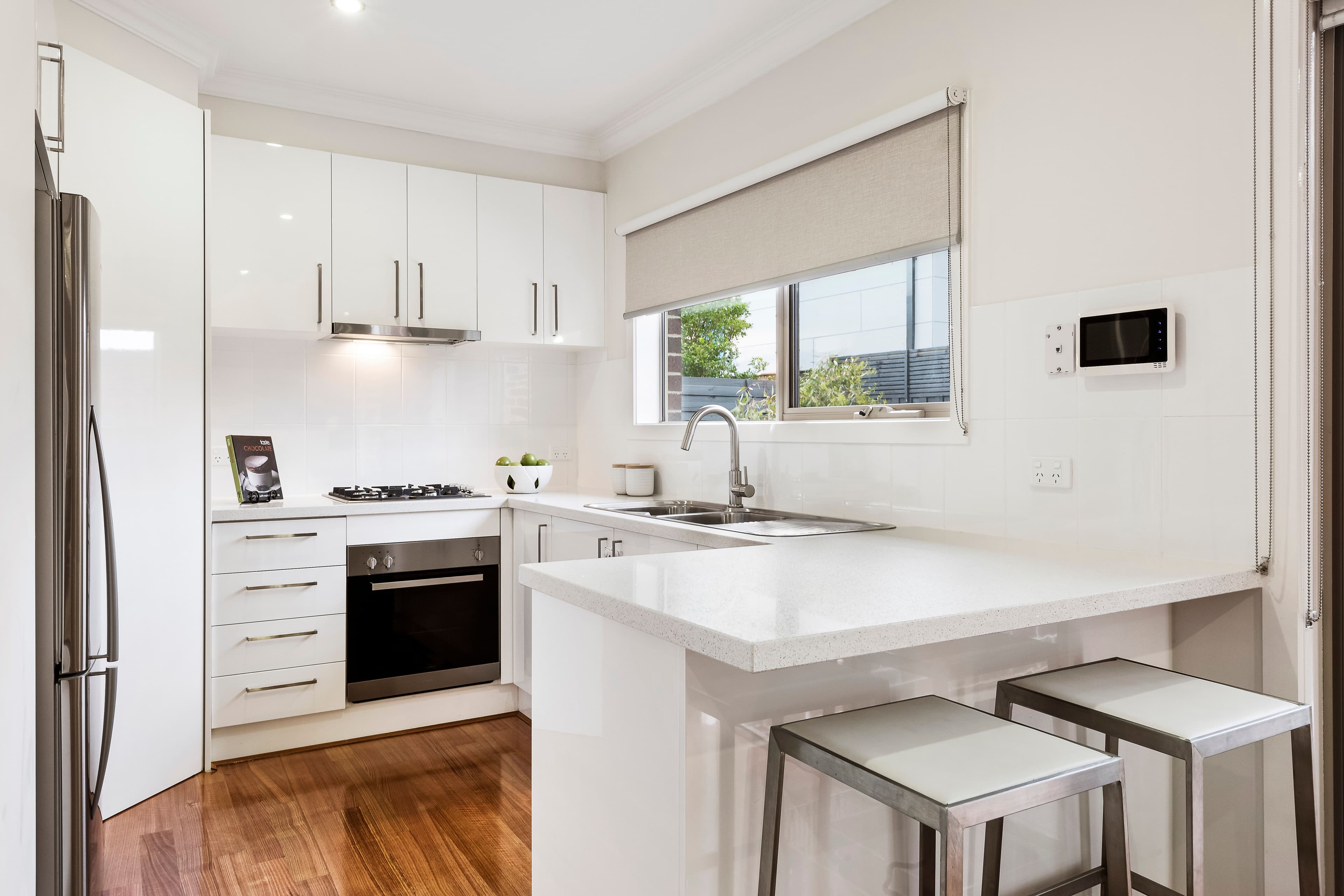 5 Churchill Avenue, Chadstone VIC 3148, Chadstone - Thumbnail 4