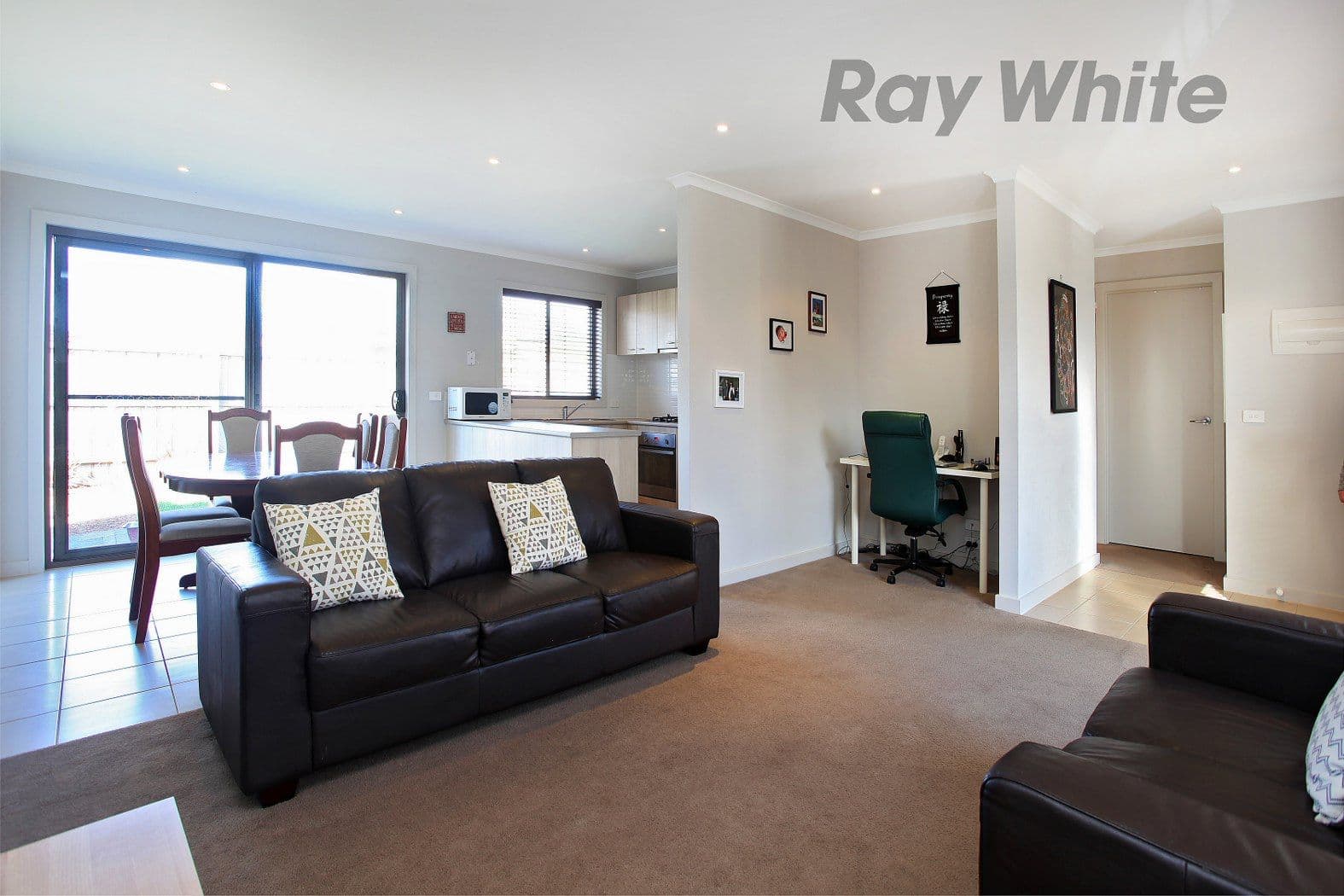 3 Campaspe Way, POINT COOK VIC 3030, Point Cook - Thumbnail 5