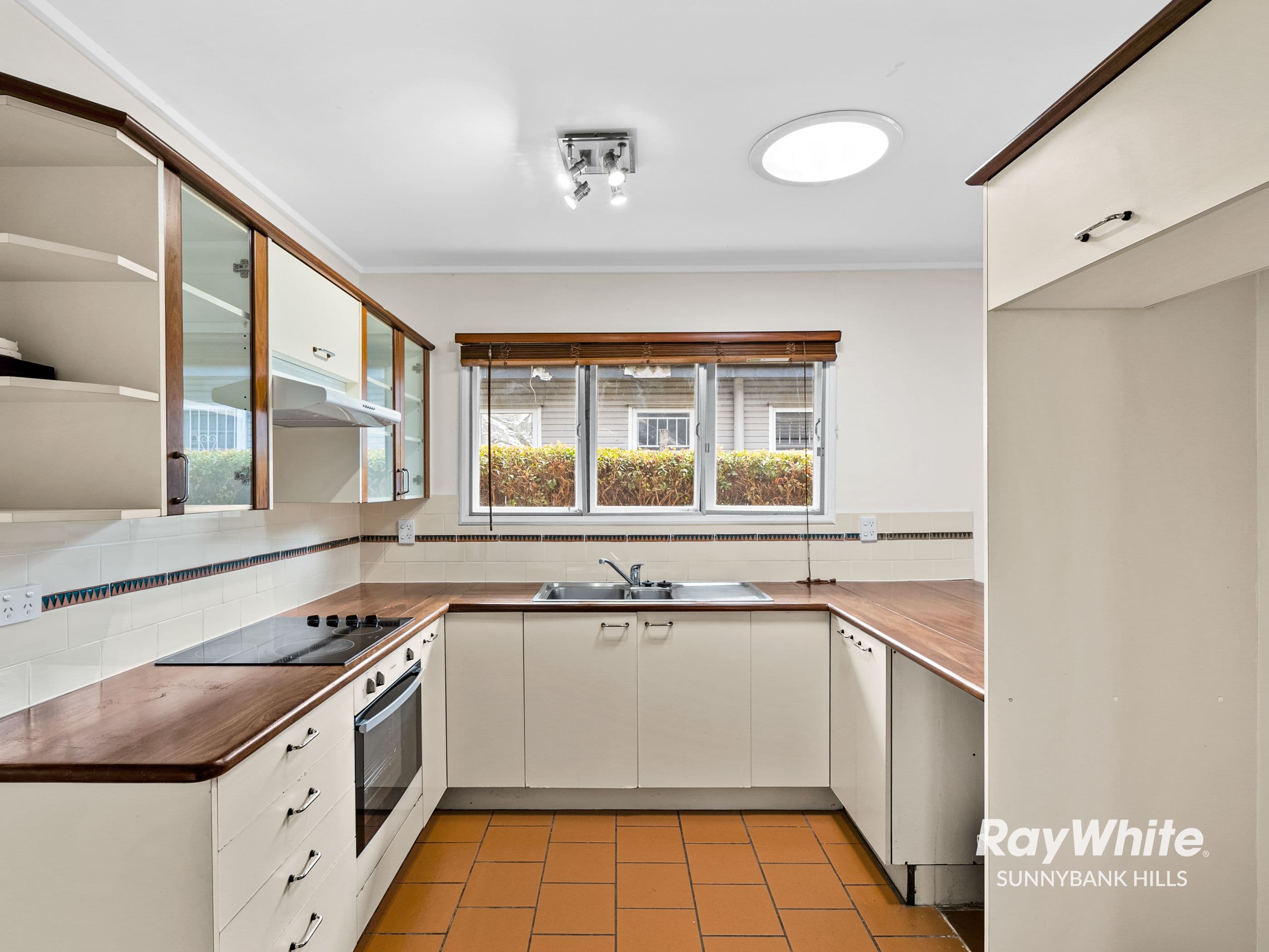 11 Altandi Street, Sunnybank QLD 4109, Sunnybank - Thumbnail 6