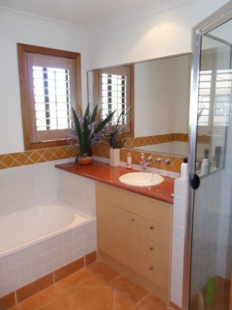27 Beachcomber Court, BURLEIGH HEADS QLD 4220, Burleigh Heads - Thumbnail 8
