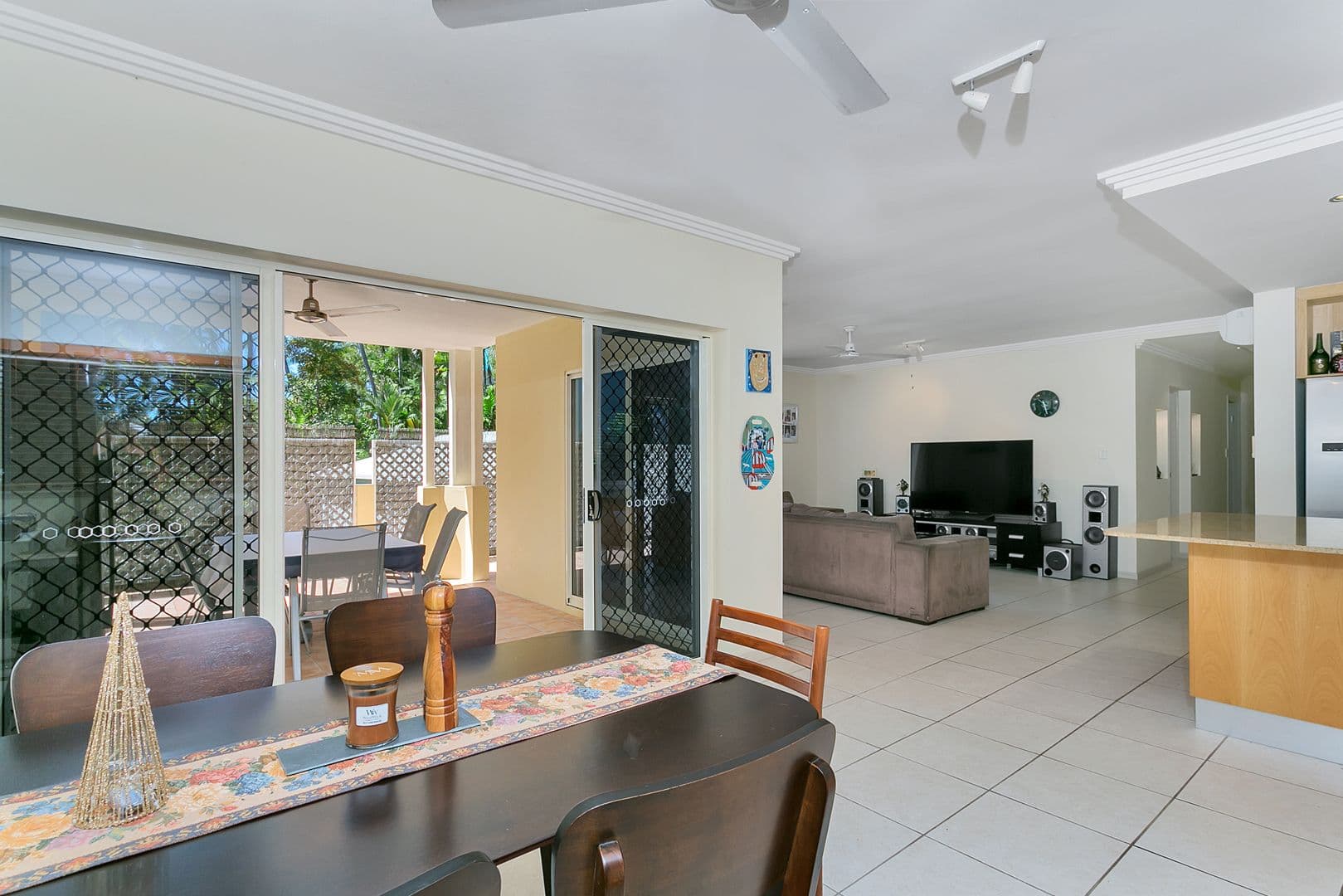 74-77 Arlington Esplanade, Clifton Beach QLD 4879, Clifton Beach - Thumbnail 5