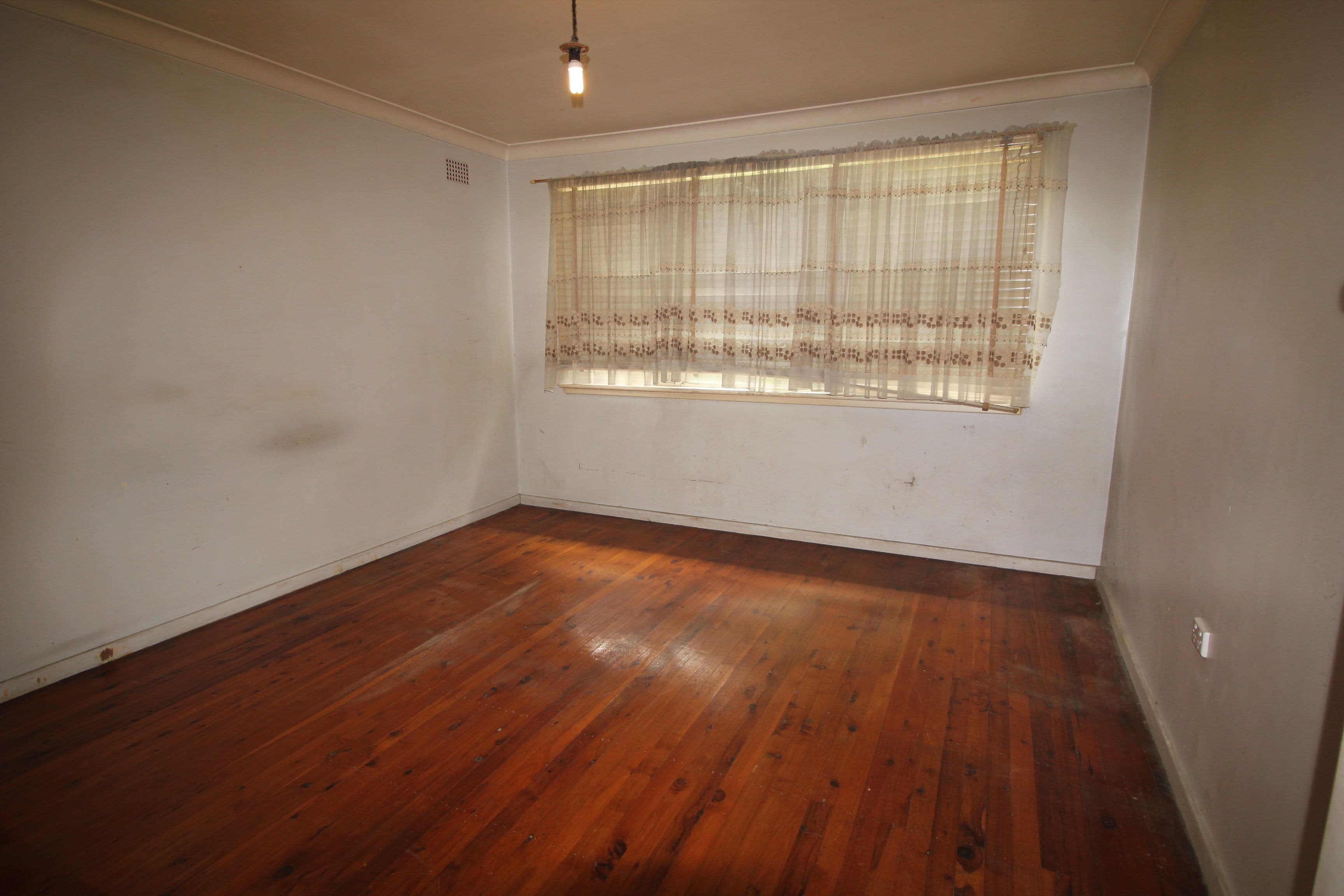 32 Canobolas Street, Fairfield West - Thumbnail 6