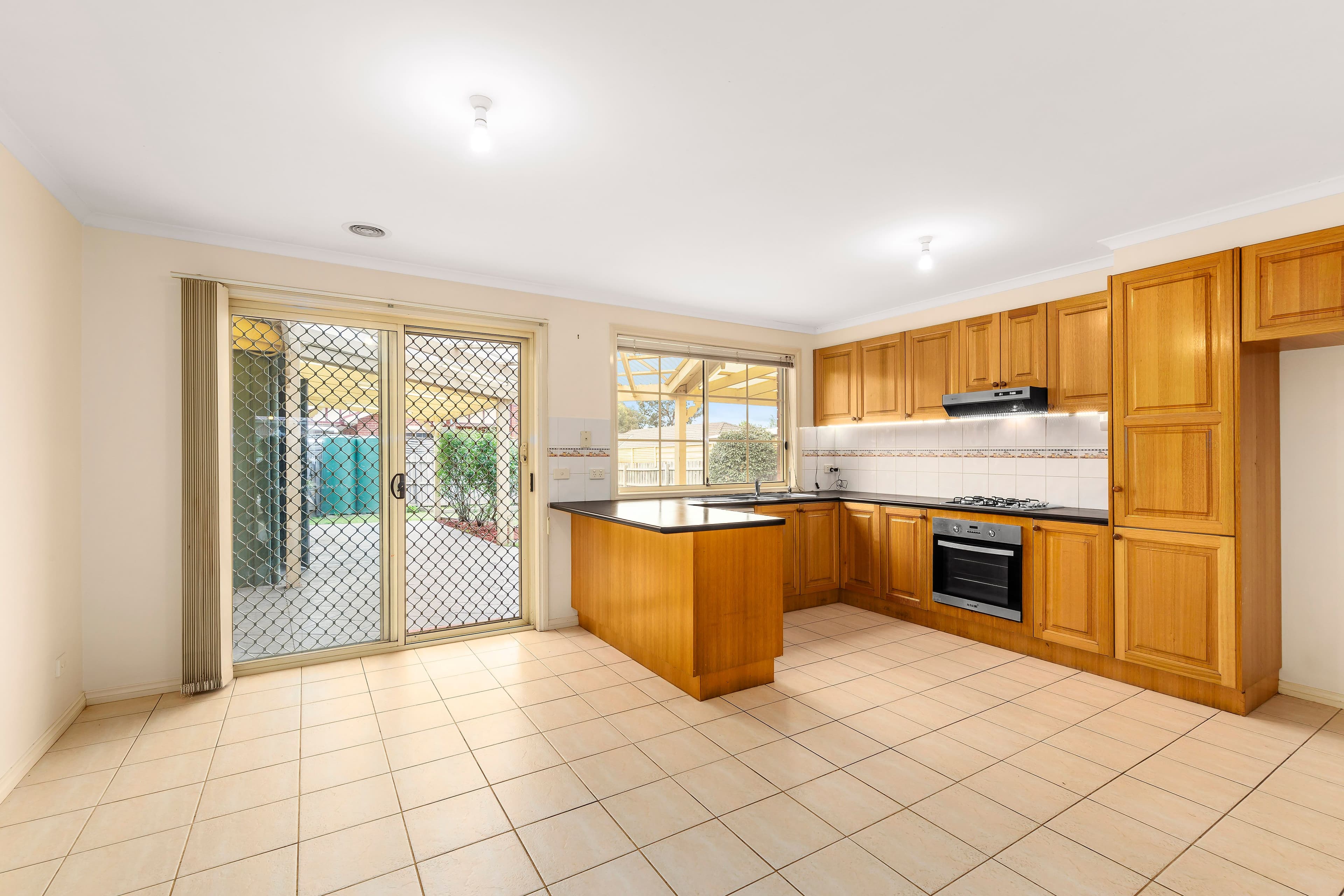 48 Trinity Way, South Morang VIC 3752, South Morang - Thumbnail 4