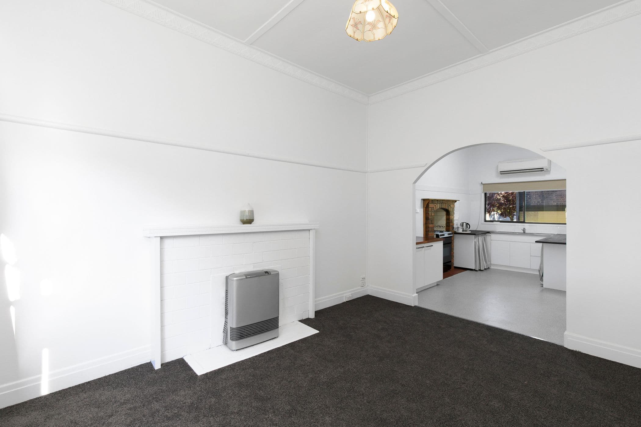16 Tobin Street, Ararat VIC 3377, Ararat - Thumbnail 3