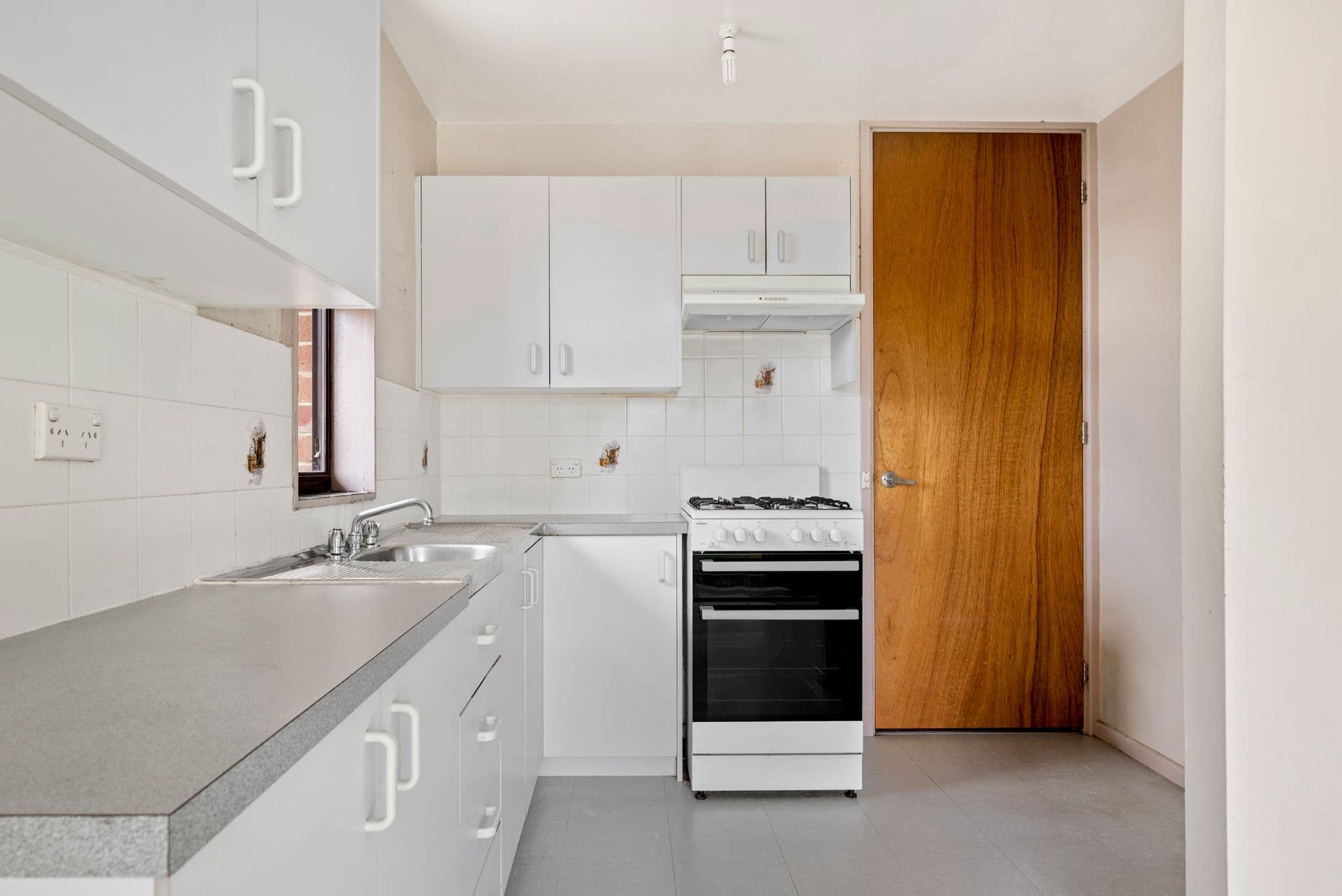 11 Peppin Crescent, Airds NSW 2560, Airds - Thumbnail 4