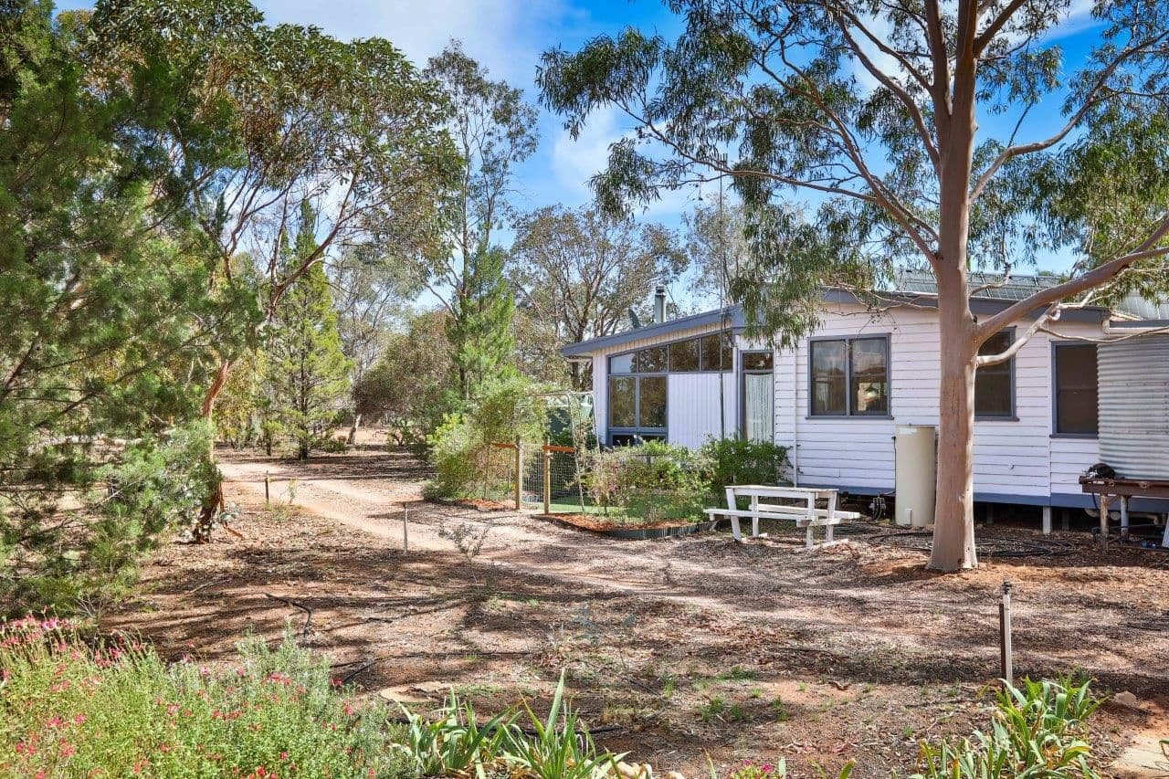 33B Morris Road, Koorlong VIC 3501, Koorlong - Image 1