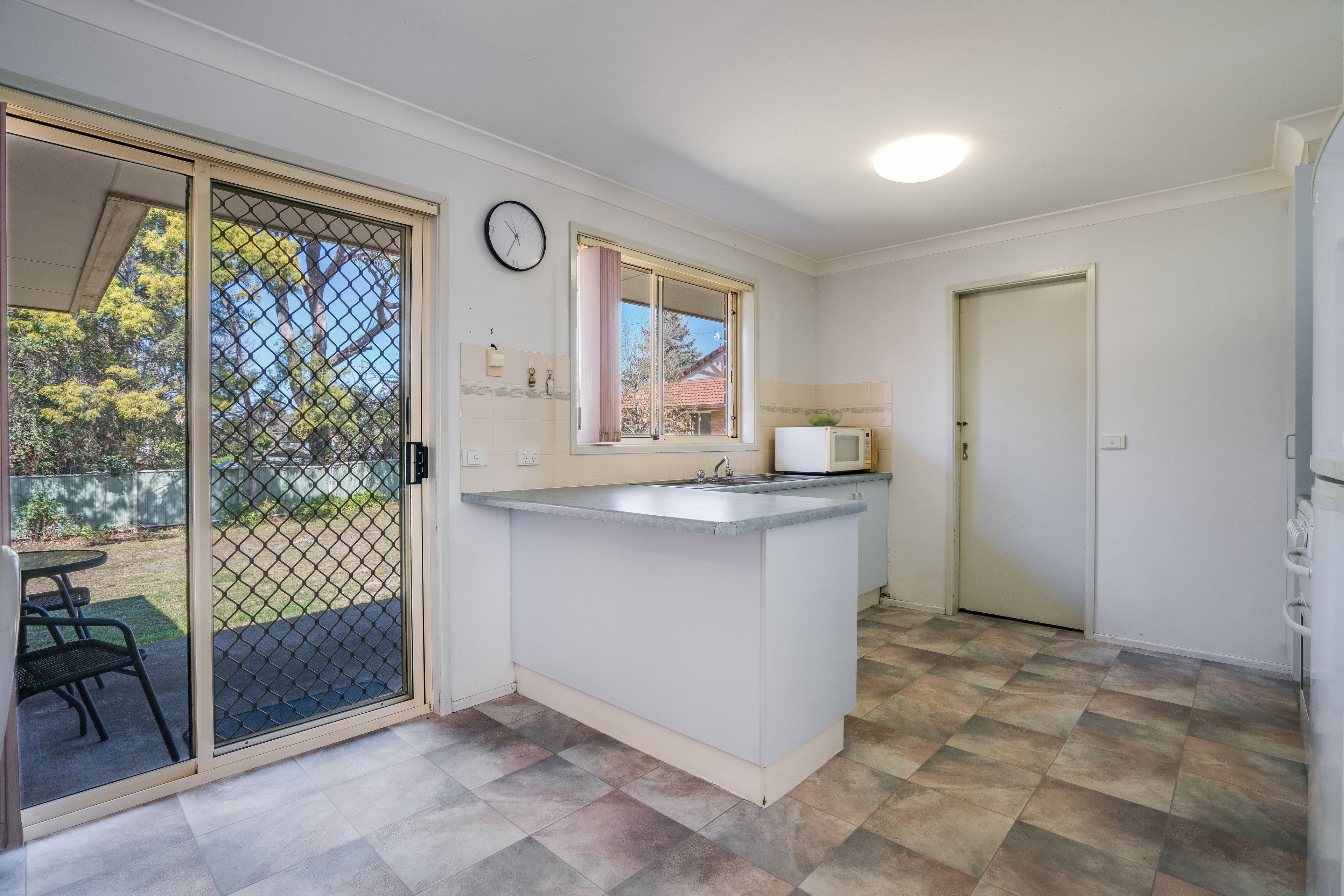 10 Glendower Close, Armidale - Thumbnail 2