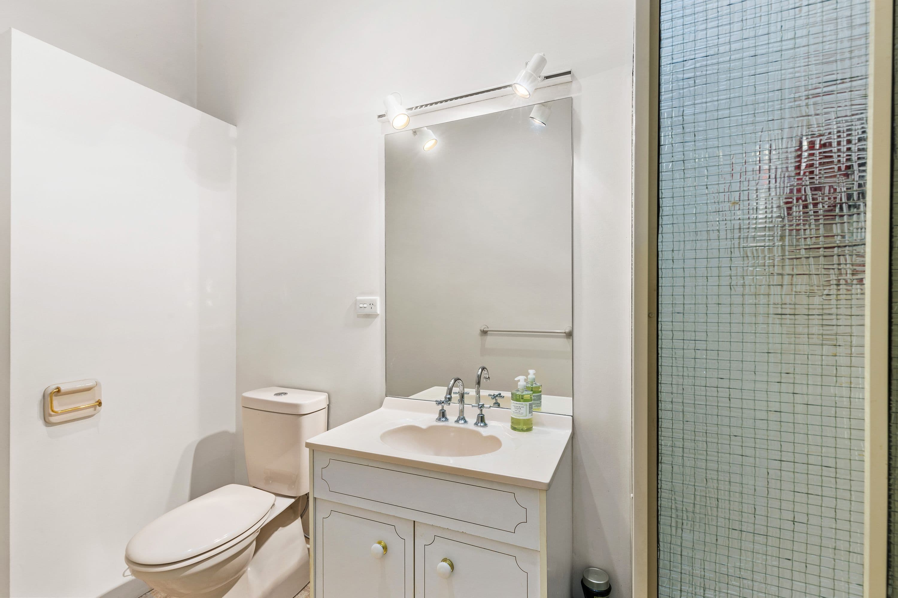 74 Hogg Street, Rockville QLD 4350, Rockville - Thumbnail 5