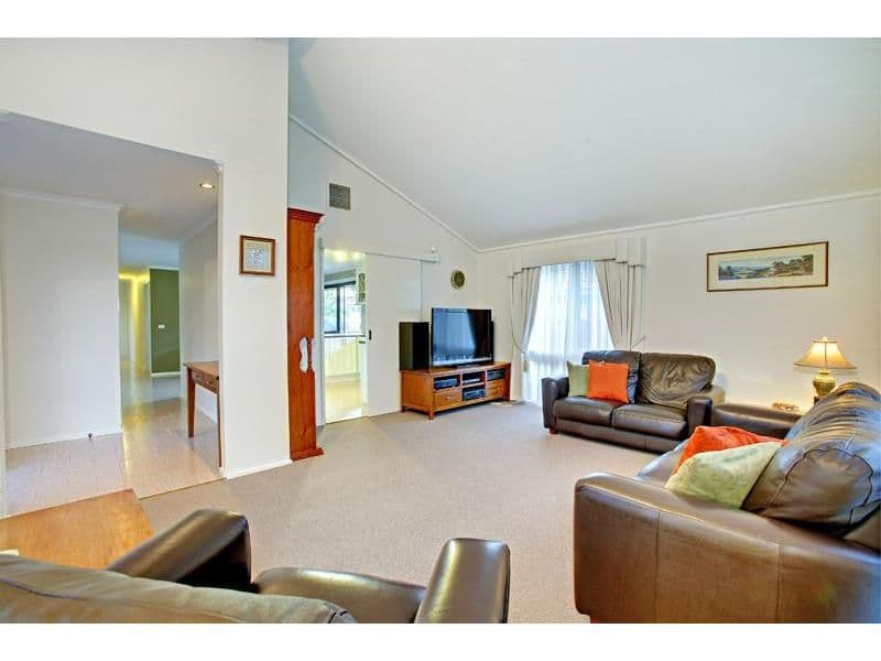 79 Betula Avenue, BUNDOORA VIC 3083, Bundoora - Thumbnail 2