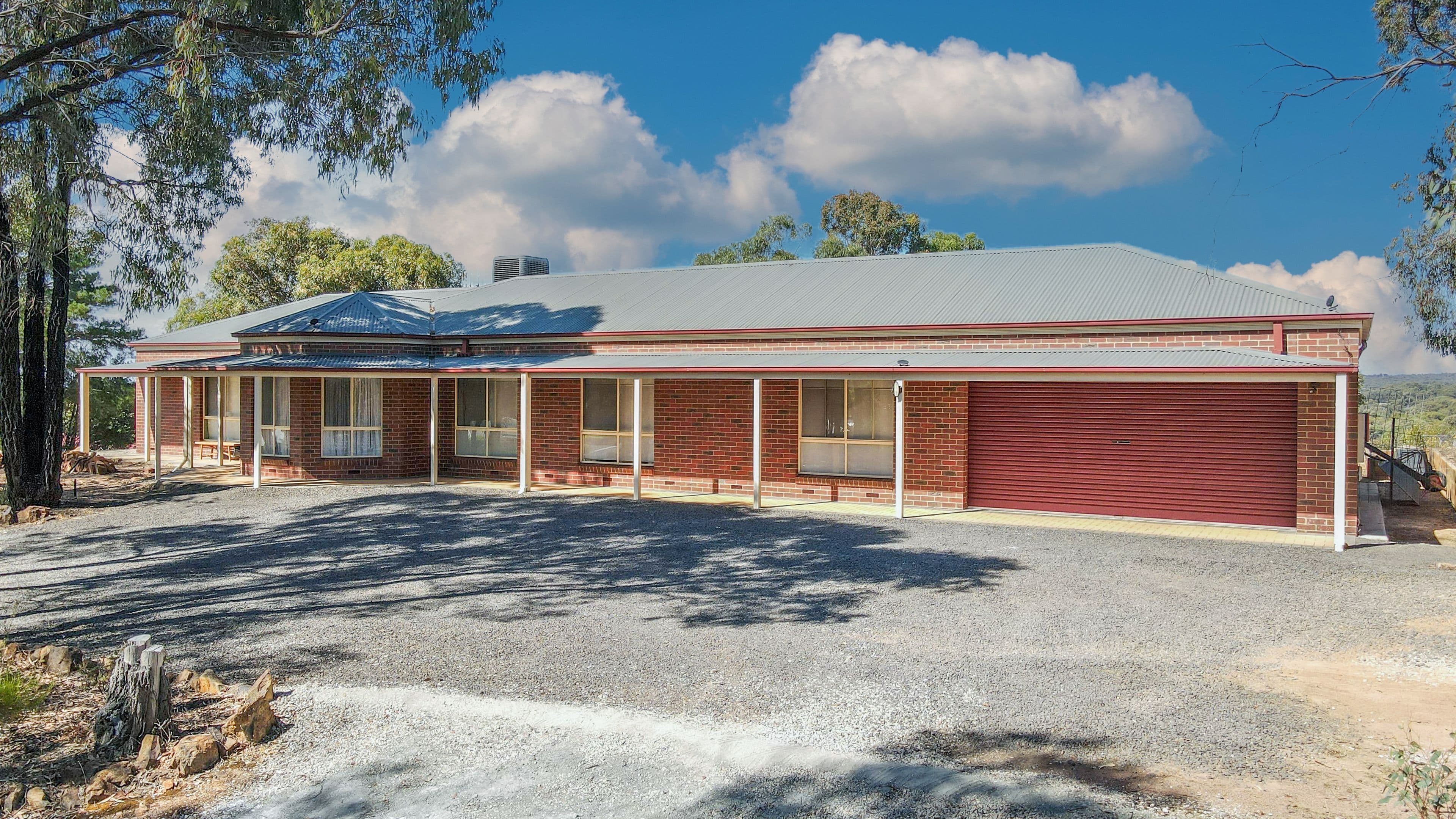 1 Rebecca Court, Maiden Gully VIC 3551, Maiden Gully - Thumbnail 2