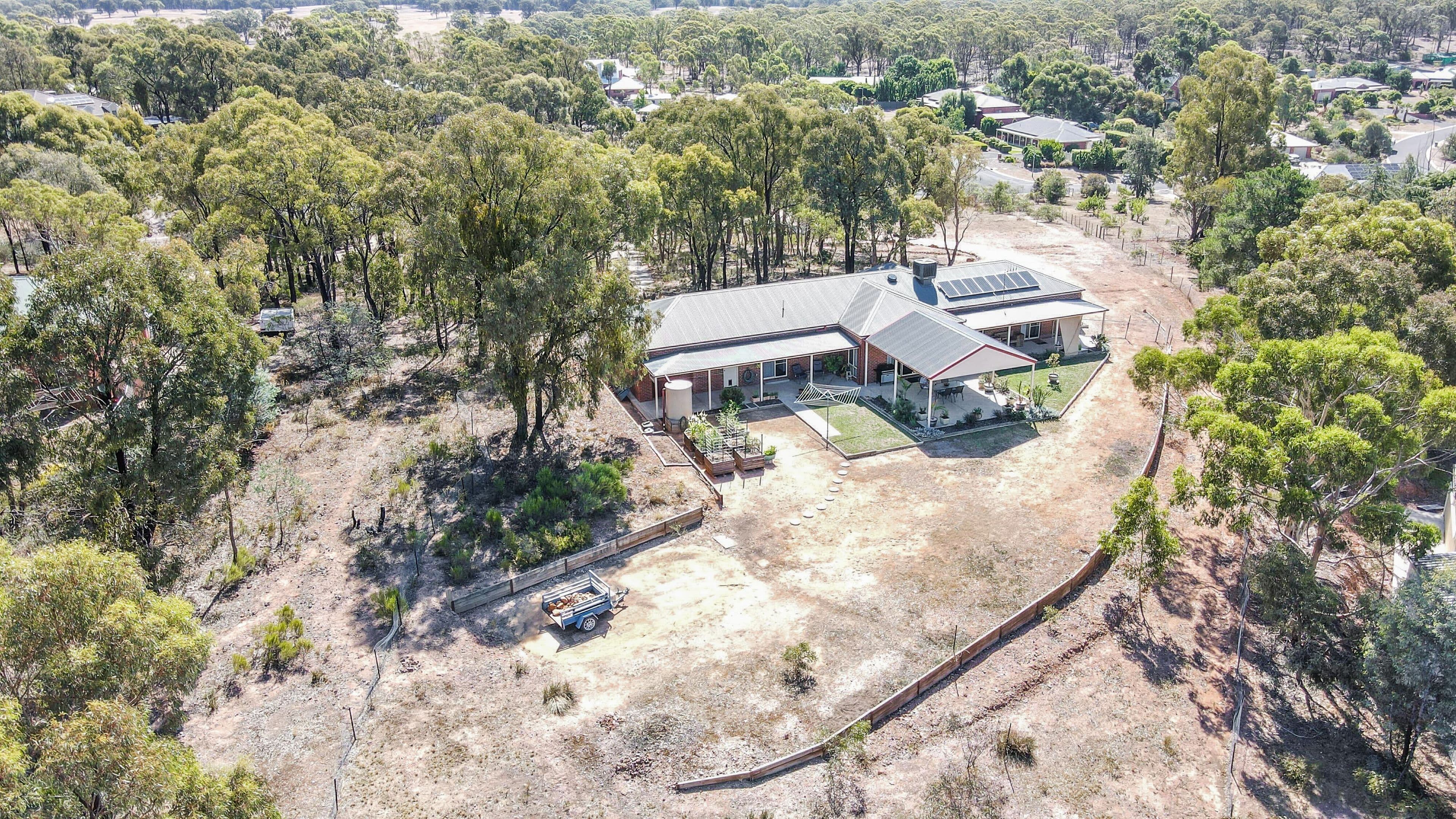 1 Rebecca Court, Maiden Gully VIC 3551, Maiden Gully - Thumbnail 4