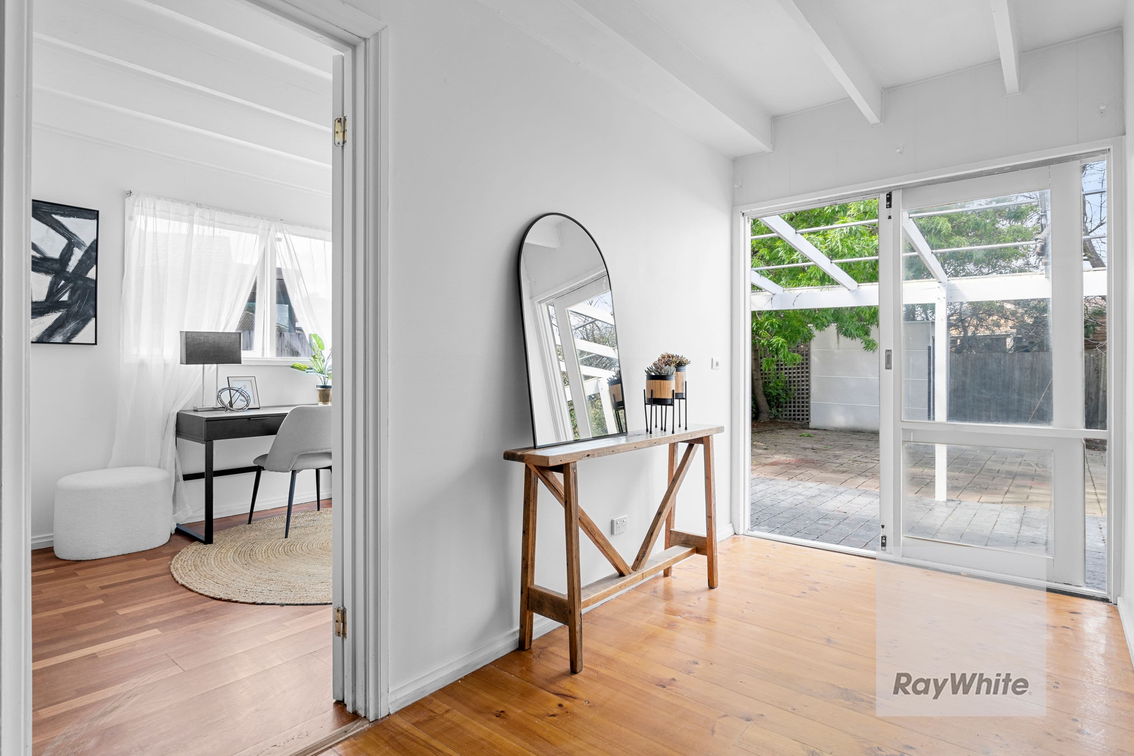 4 Tarata Court, Bundoora VIC 3083, Bundoora - Thumbnail 2