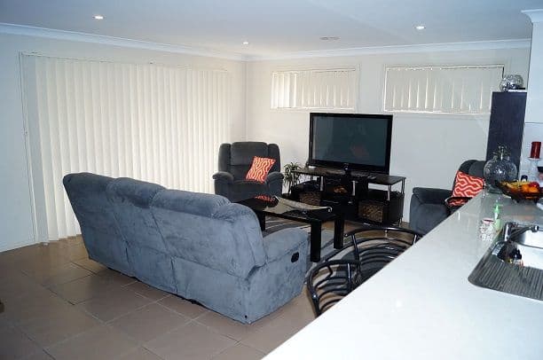 13 Catania Street, Orange - Thumbnail 2