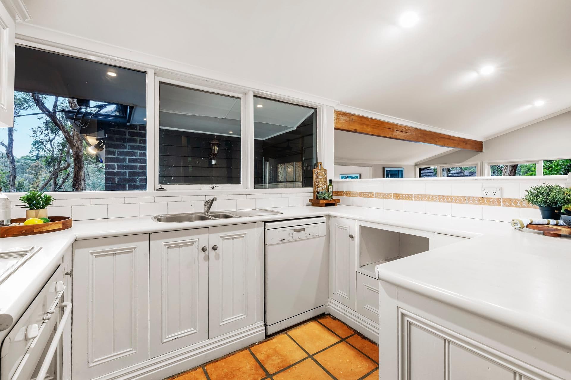 7 Meander Road, Hurstbridge VIC 3099, Hurstbridge - Thumbnail 4