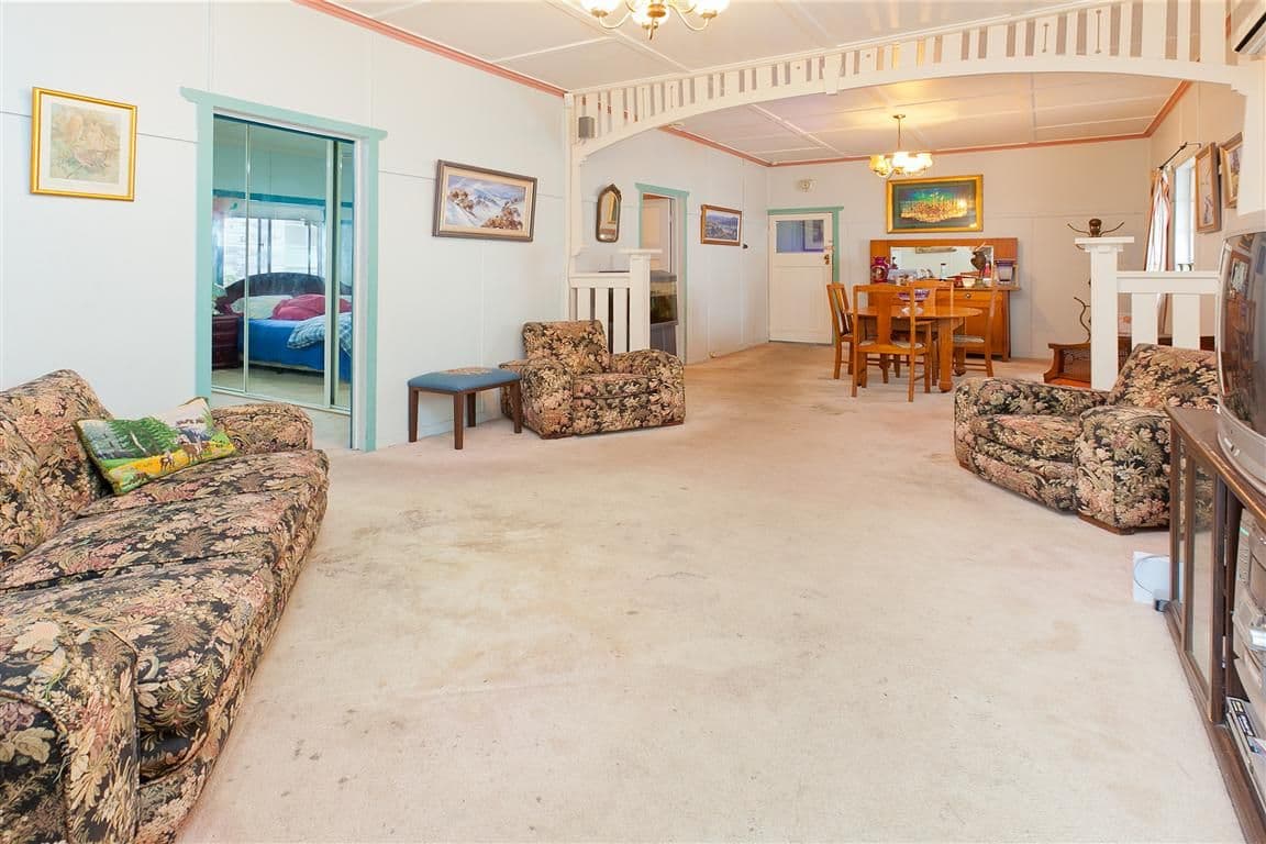 30 Vera Street, GREENSLOPES QLD 4120, Greenslopes - Thumbnail 2