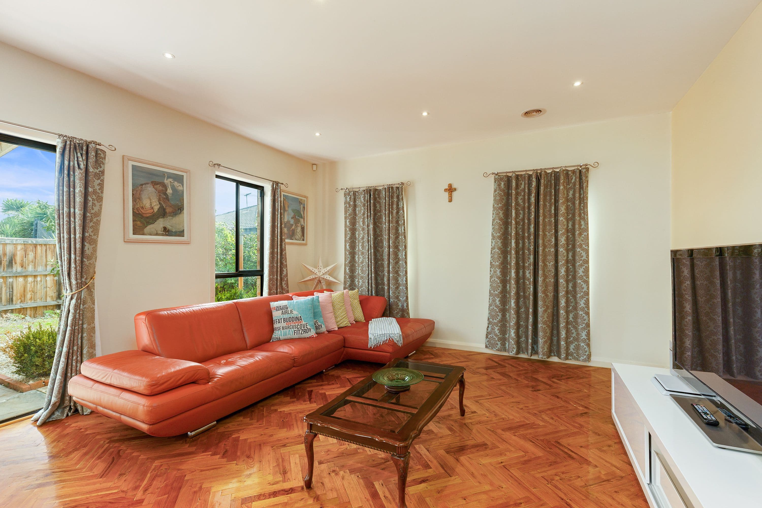 55 Cascade Terrace, Craigieburn VIC 3064, Craigieburn - Thumbnail 6
