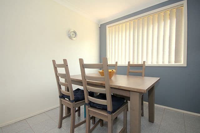 3 Lincoln Road, GEORGES HALL NSW 2198, Georges Hall - Thumbnail 5